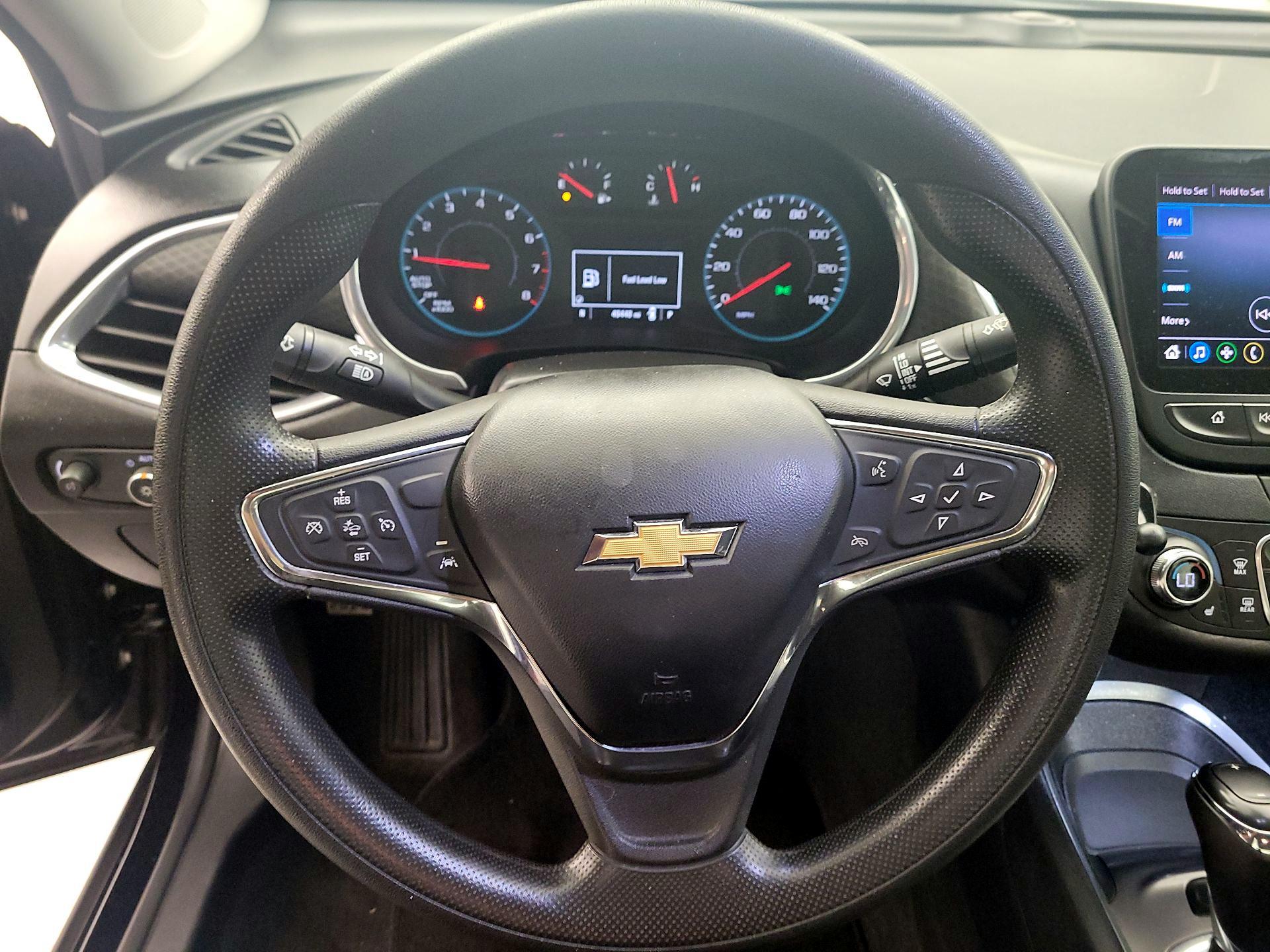 Thumbnail: 2020 Chevrolet Malibu - 10
