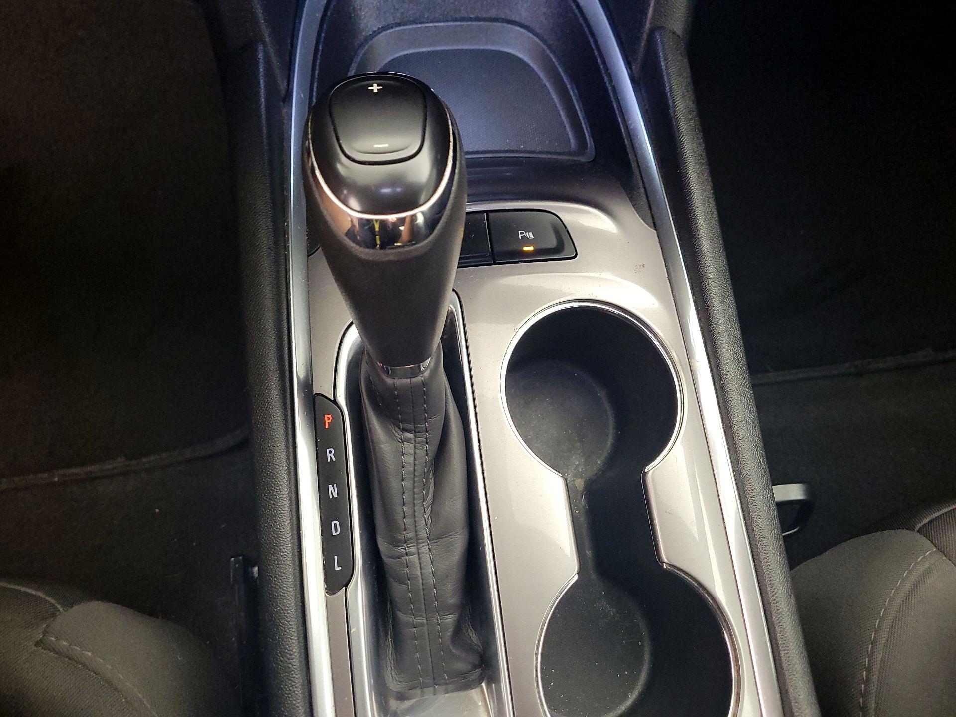 Thumbnail: 2020 Chevrolet Malibu - 17