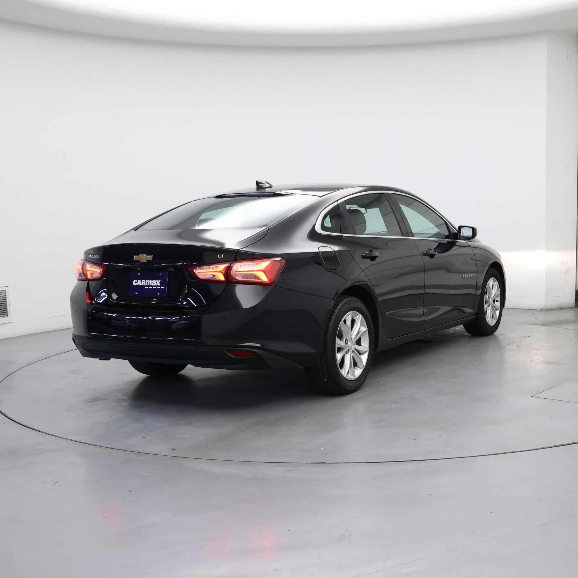 Thumbnail: 2020 Chevrolet Malibu - 8