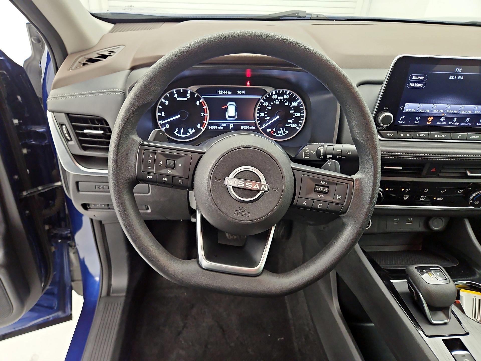 Thumbnail: 2023 Nissan Rogue - 10