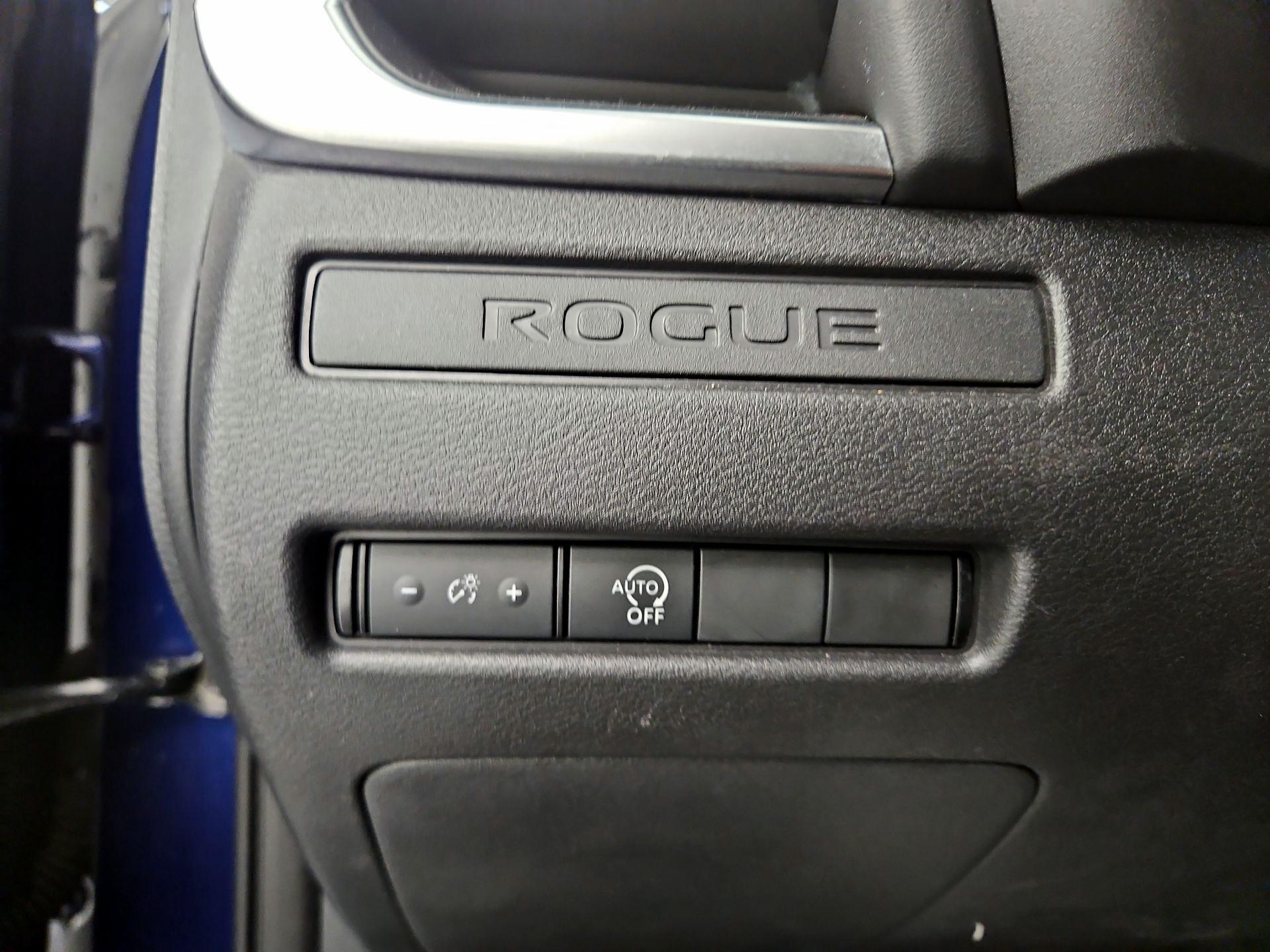Thumbnail: 2023 Nissan Rogue - 13