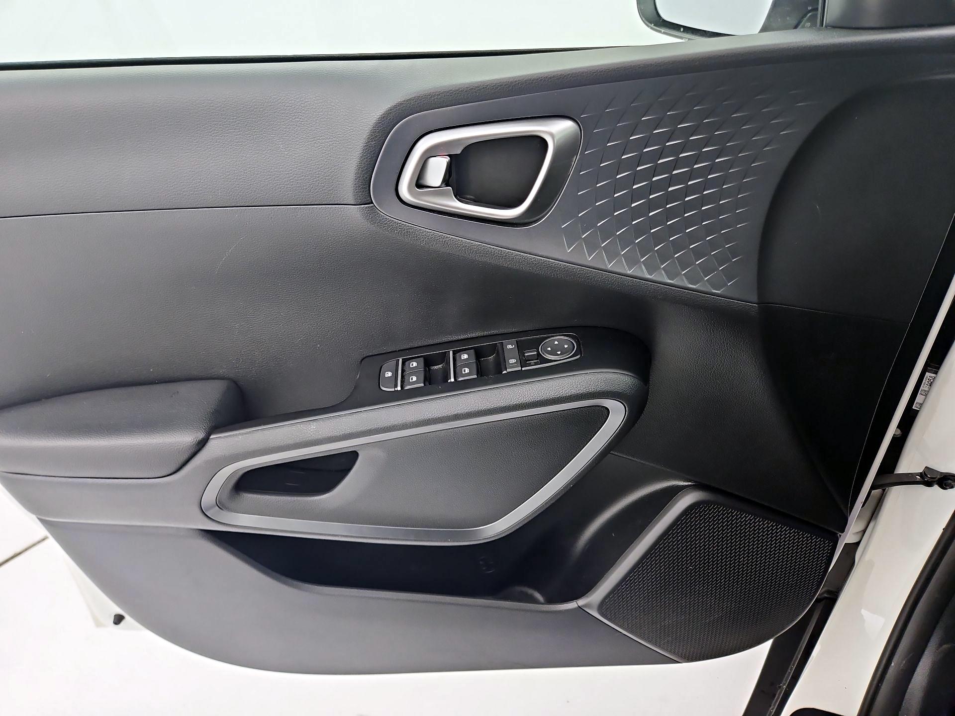 Thumbnail: 2021 Kia Soul - 12