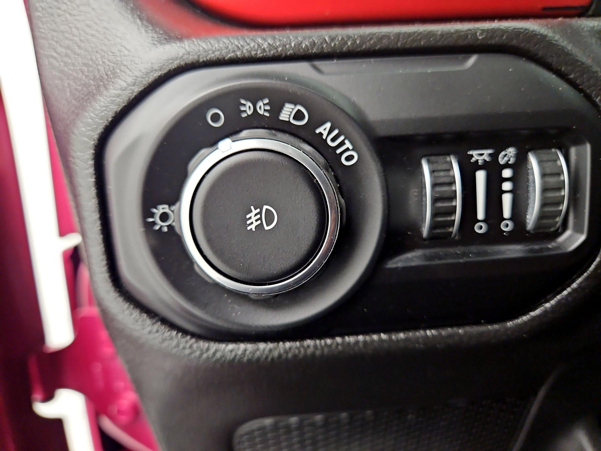 Thumbnail: 2022 Jeep Wrangler - 13