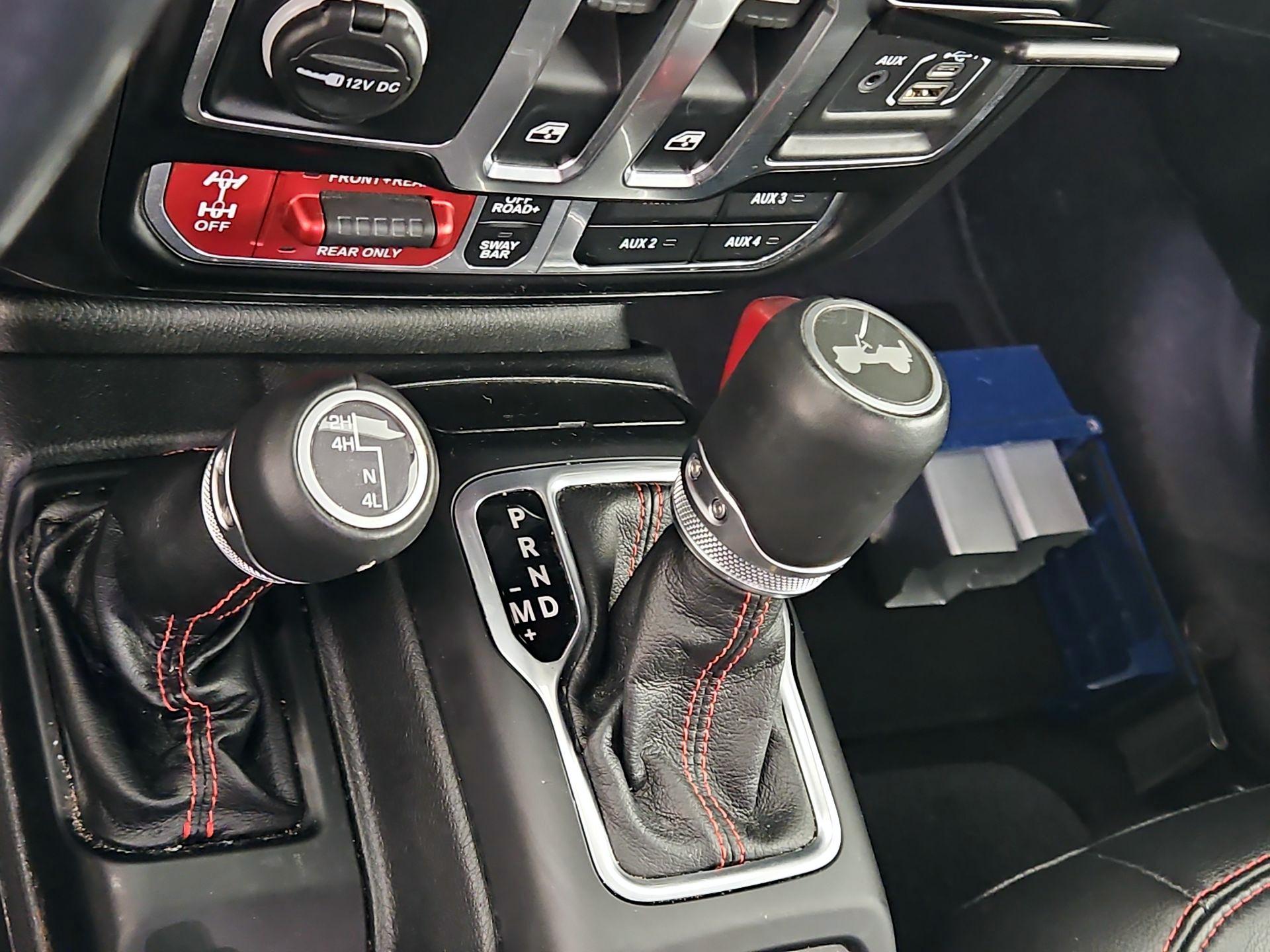 Thumbnail: 2022 Jeep Wrangler - 18
