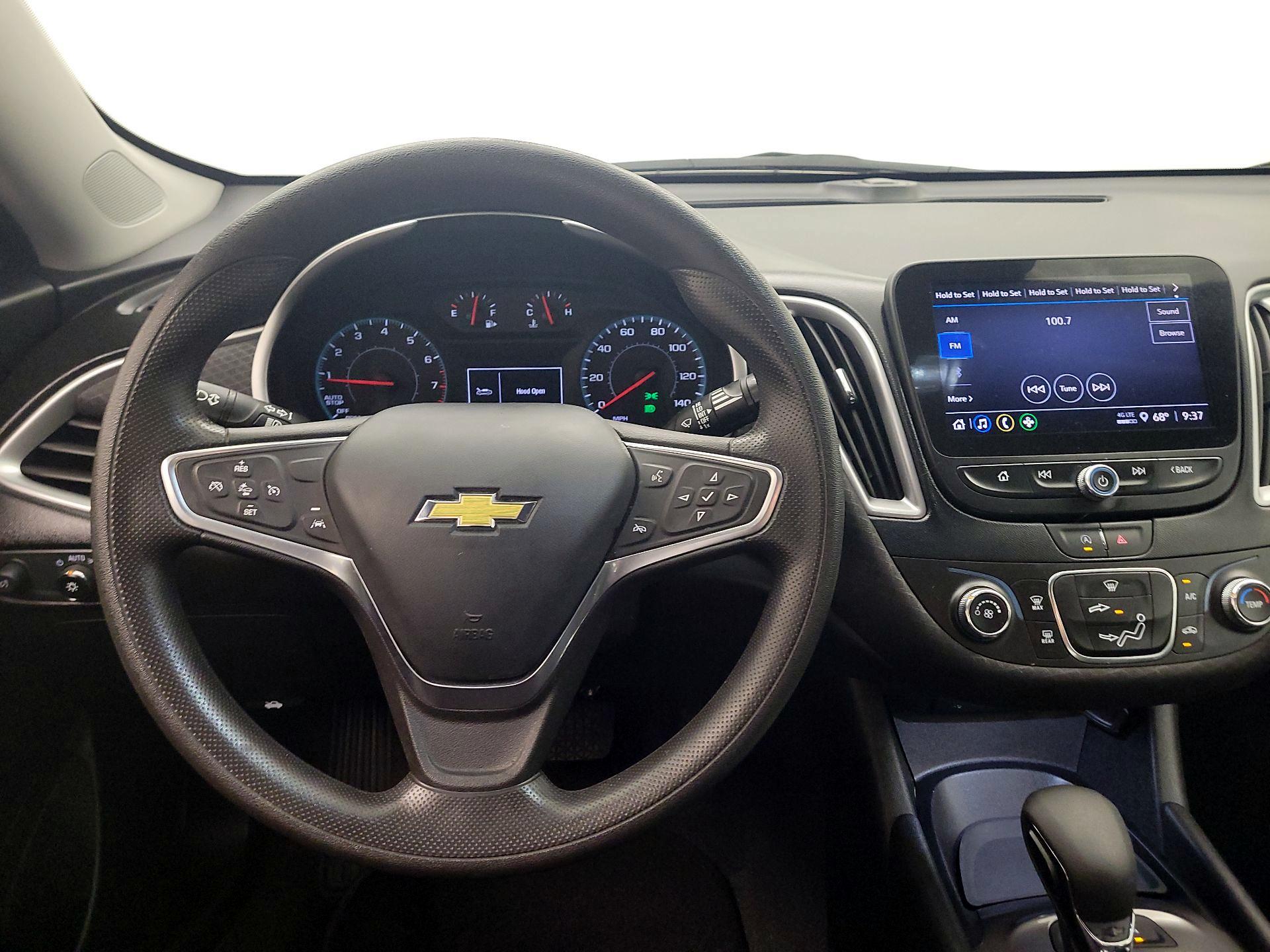 Thumbnail: 2023 Chevrolet Malibu - 10