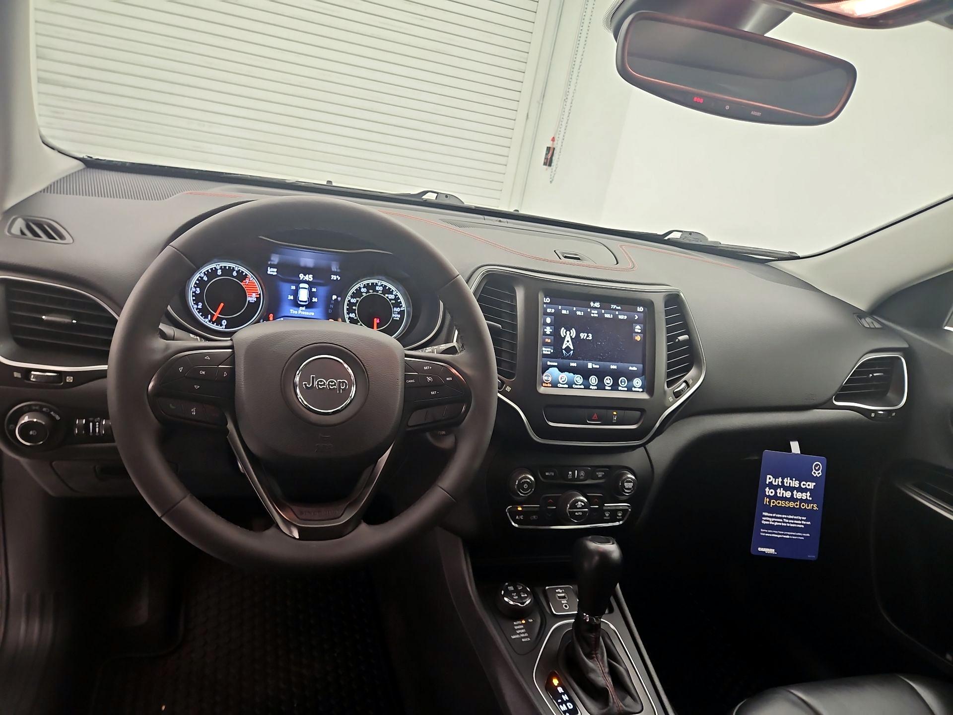 Thumbnail: 2022 Jeep Cherokee - 9