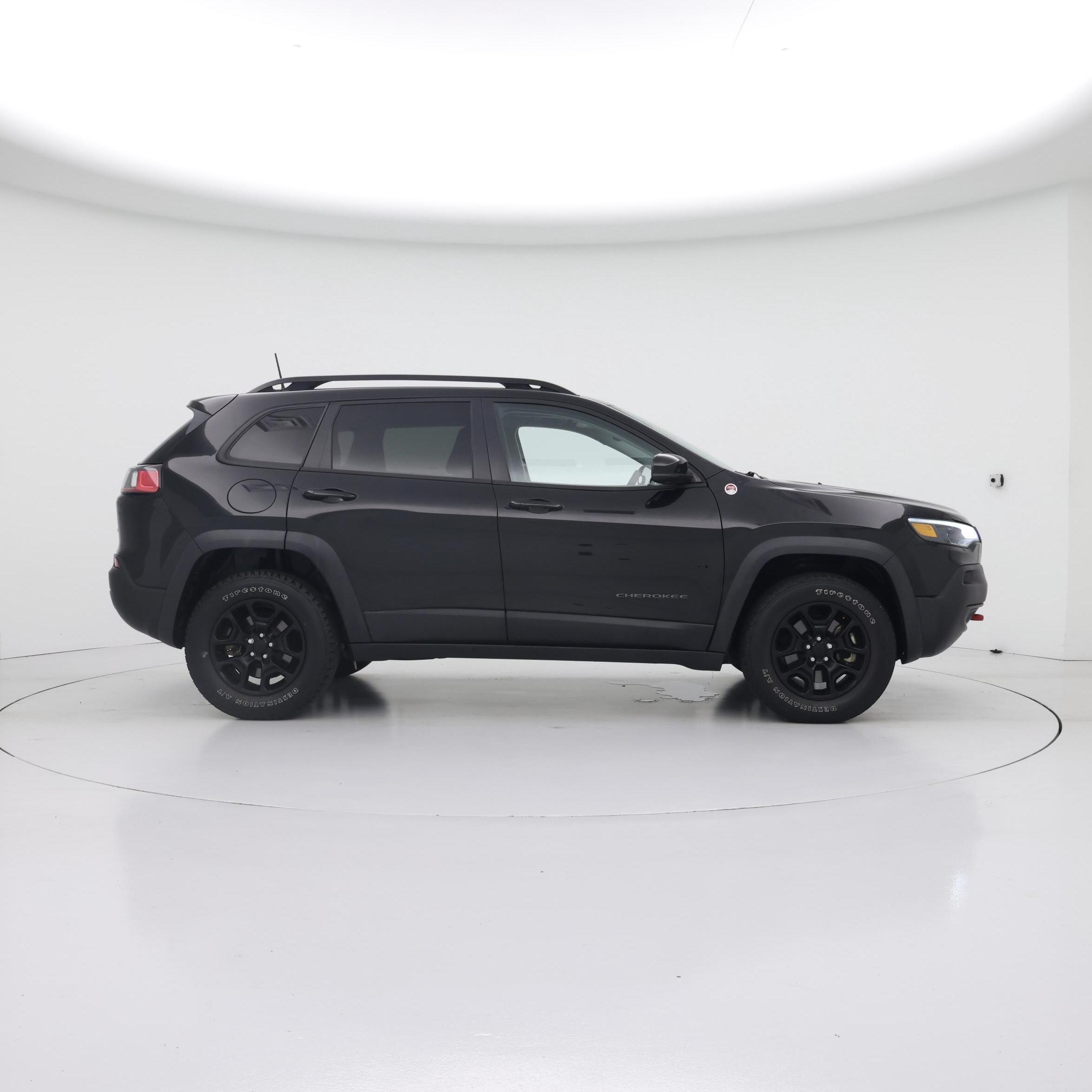 Thumbnail: 2022 Jeep Cherokee - 5
