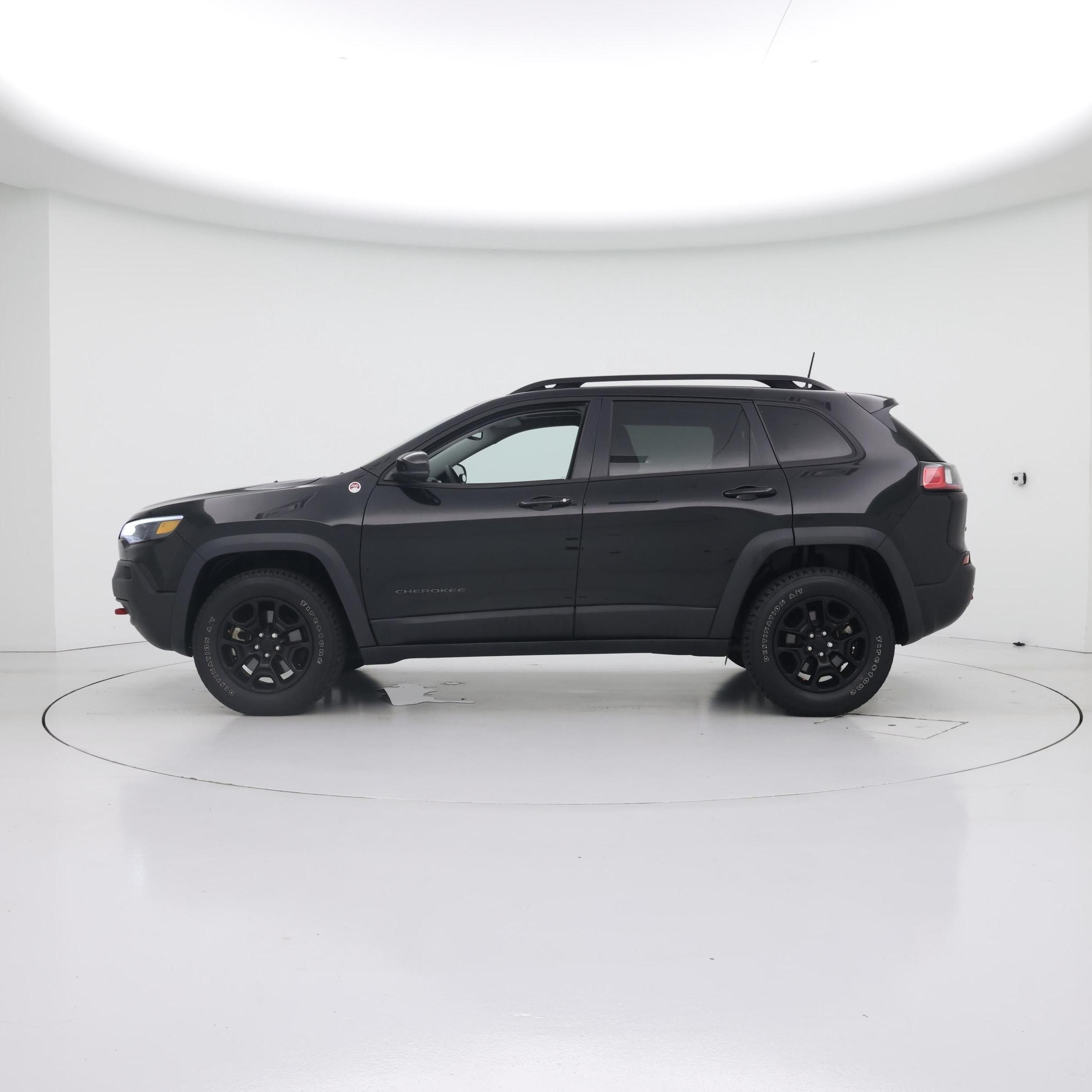 Thumbnail: 2022 Jeep Cherokee - 6