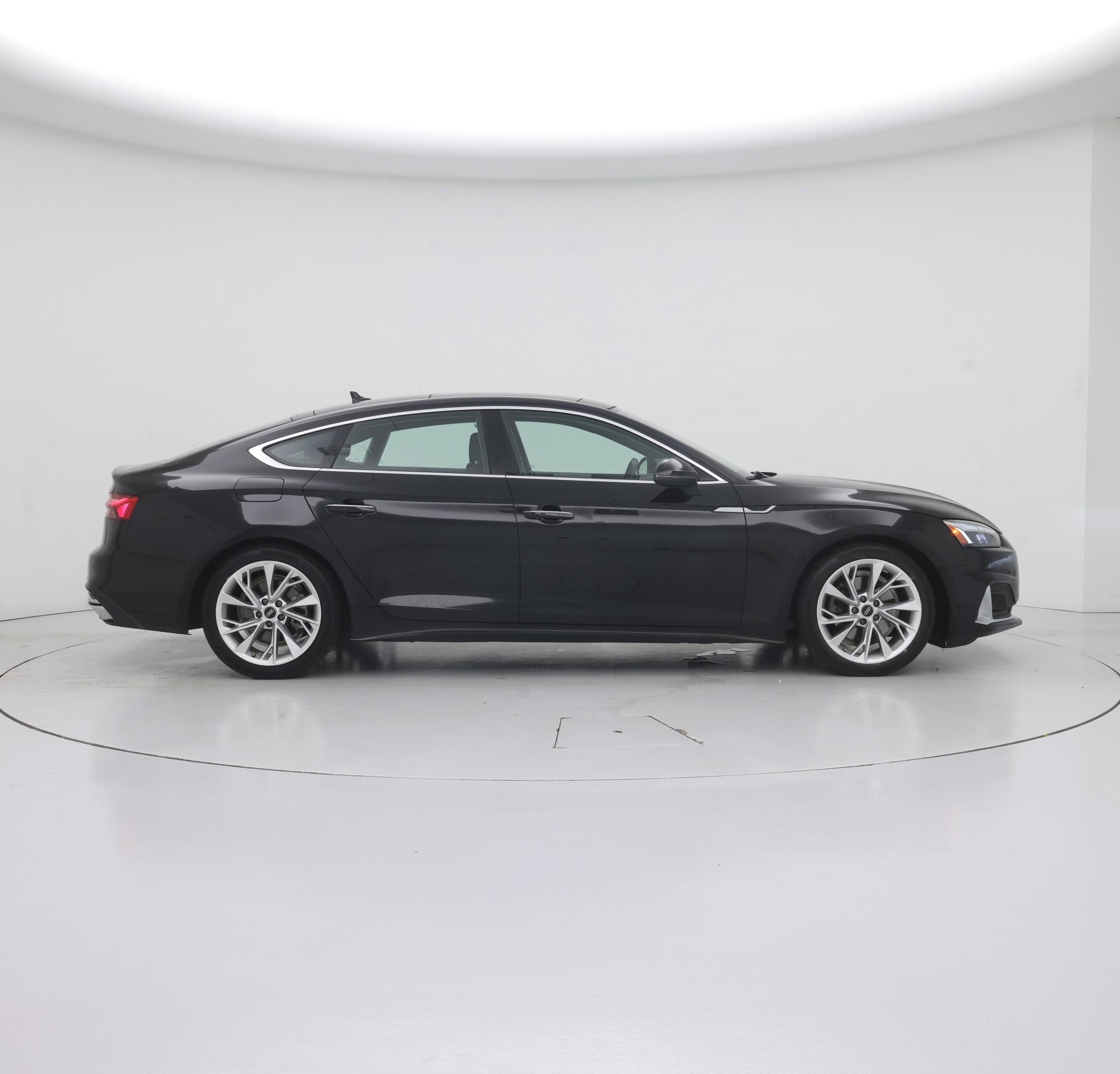 Thumbnail: 2022 Audi A5 - 7
