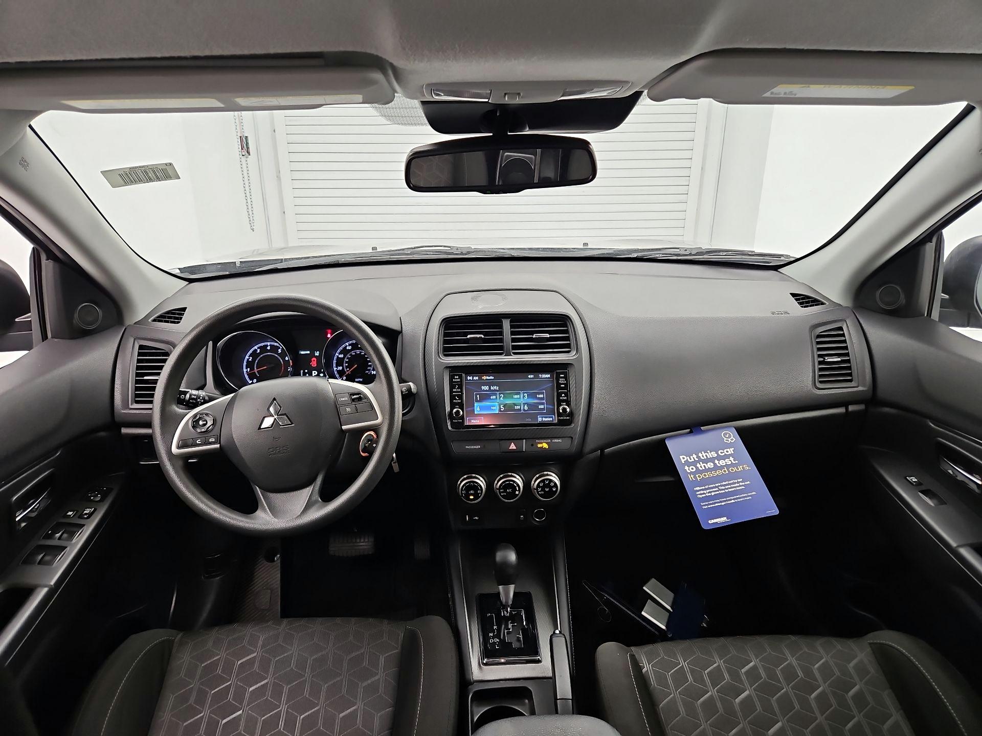 Thumbnail: 2023 Mitsubishi Outlander Sport - 9