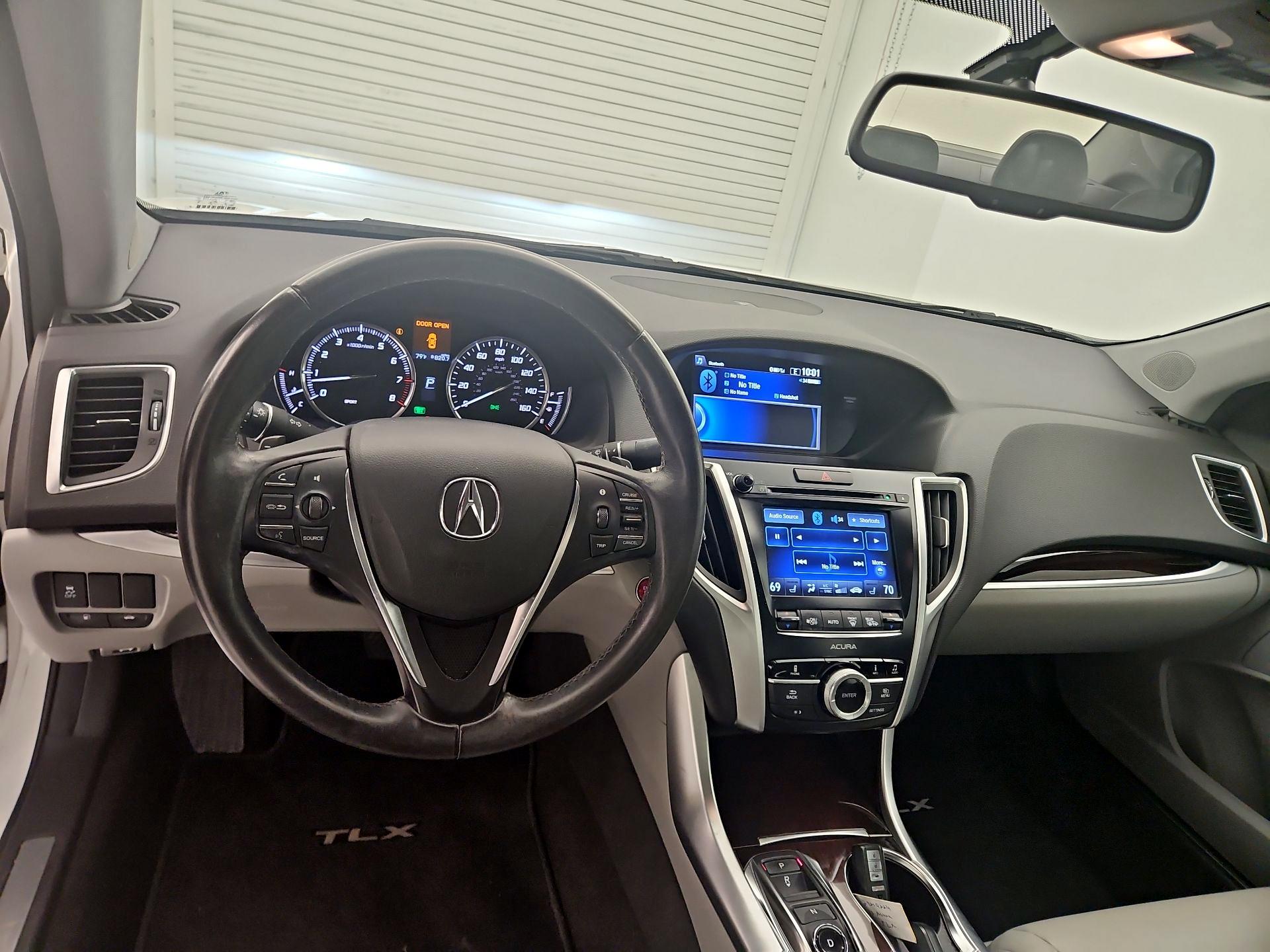 Thumbnail: 2015 Acura TLX - 9
