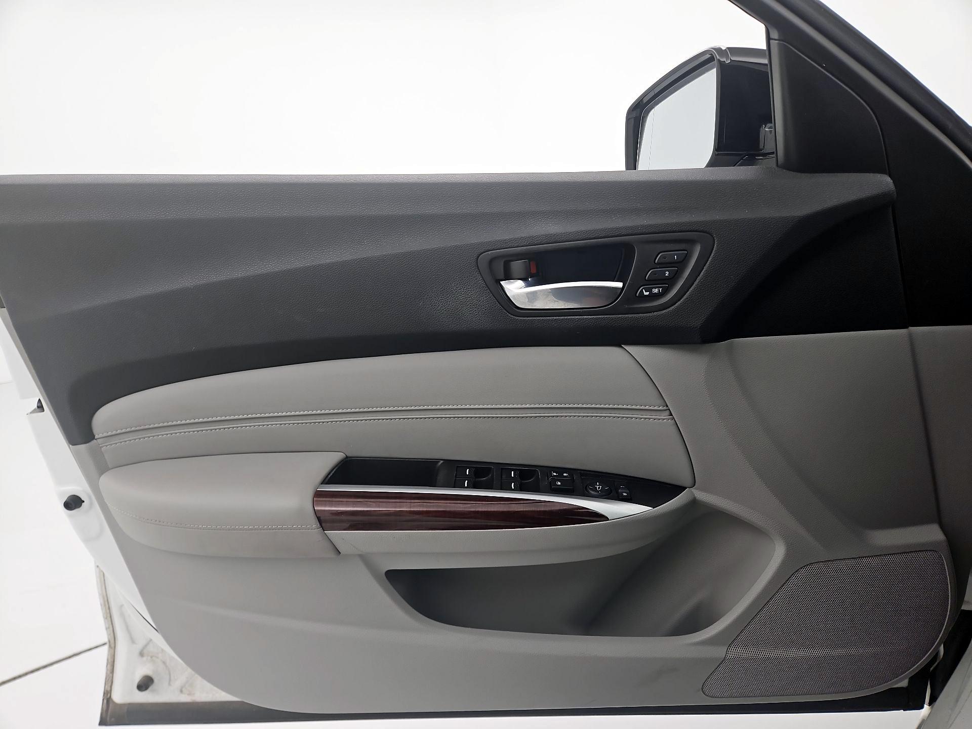 Thumbnail: 2015 Acura TLX - 12