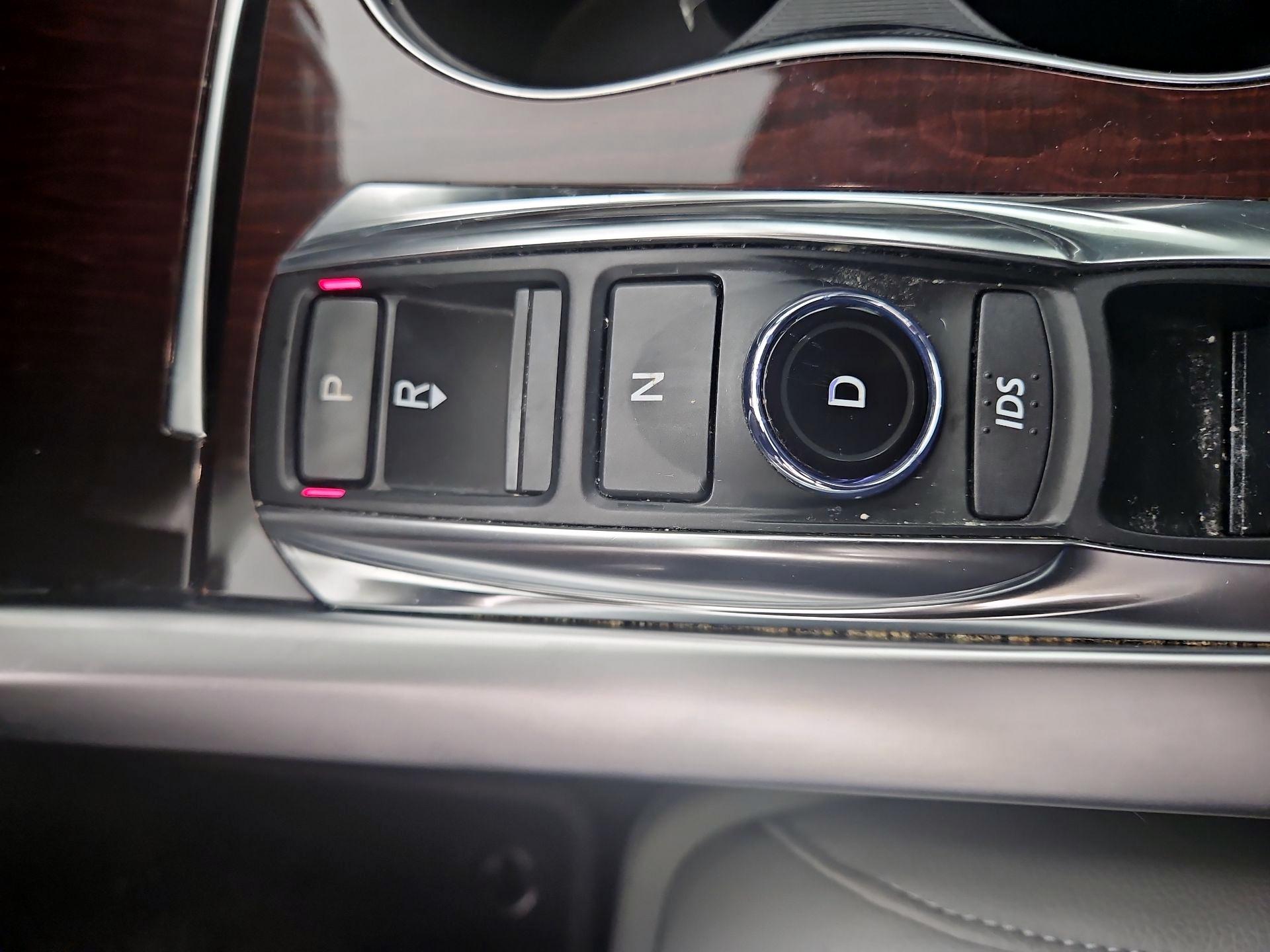 Thumbnail: 2015 Acura TLX - 17