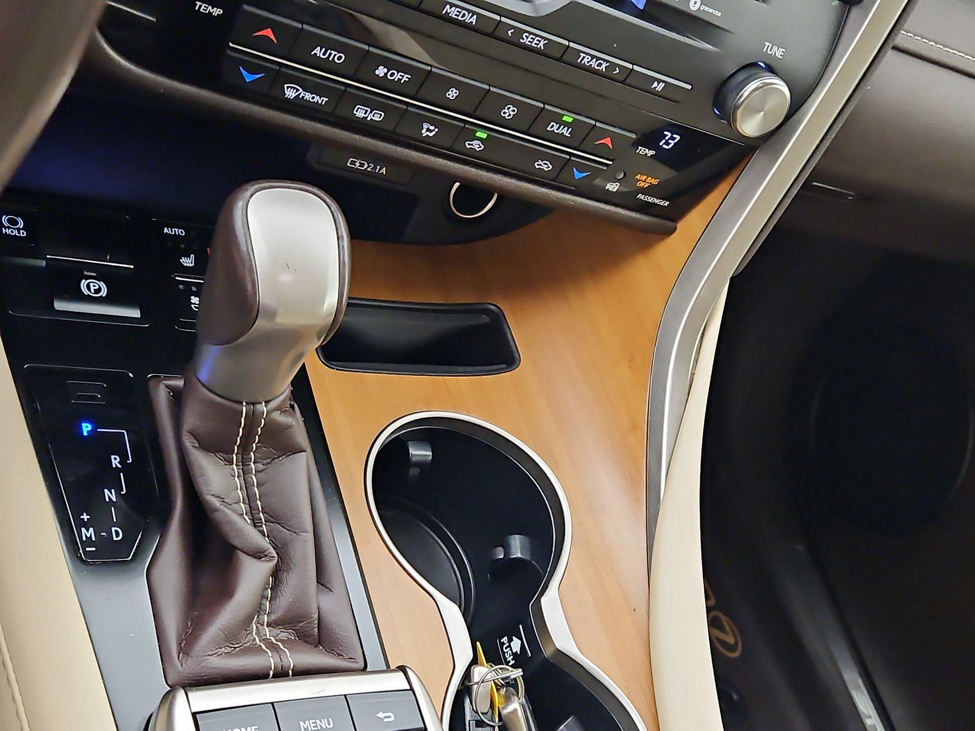 Thumbnail: 2020 Lexus RX - 17