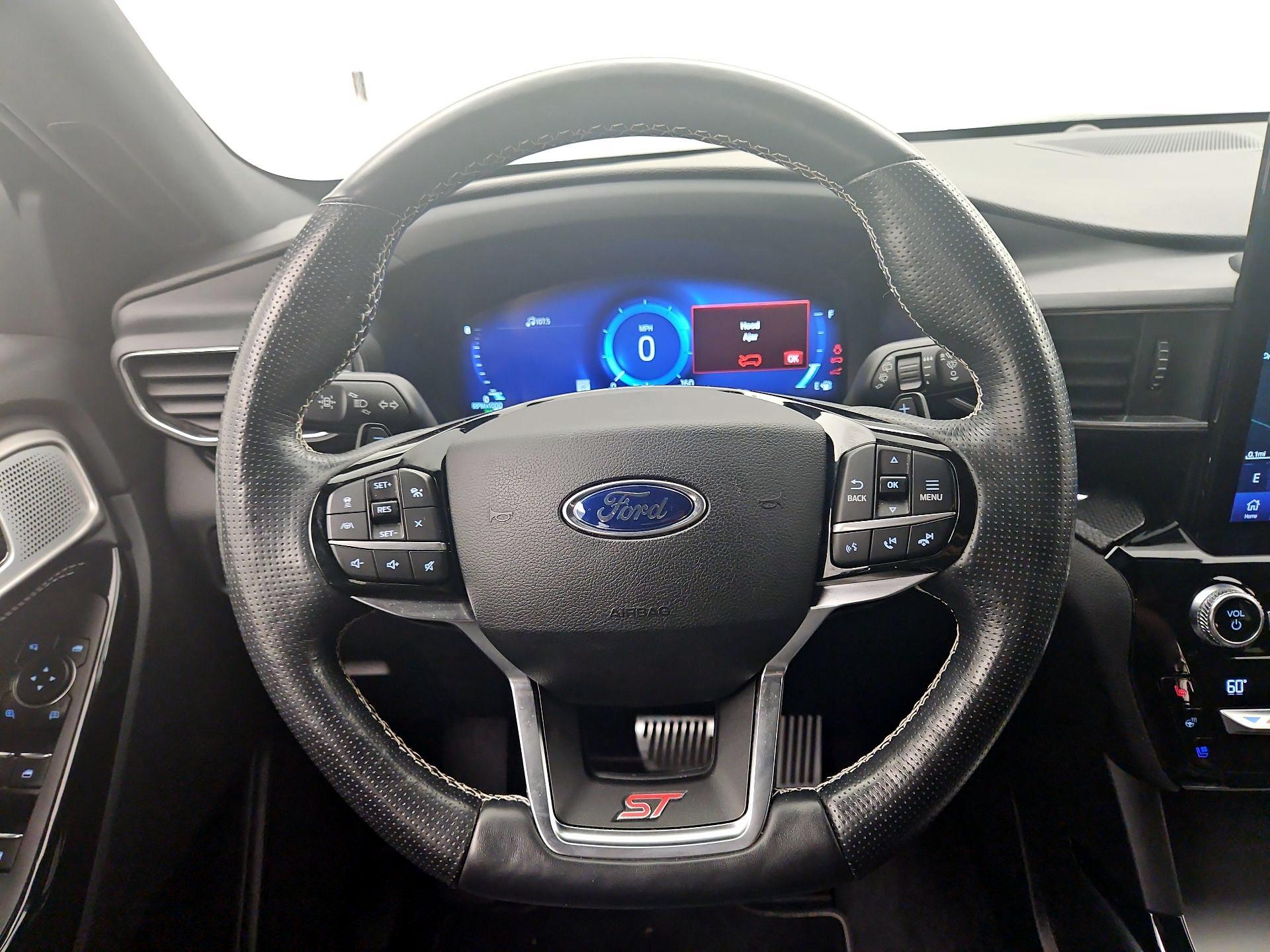 Thumbnail: 2021 Ford Explorer - 10
