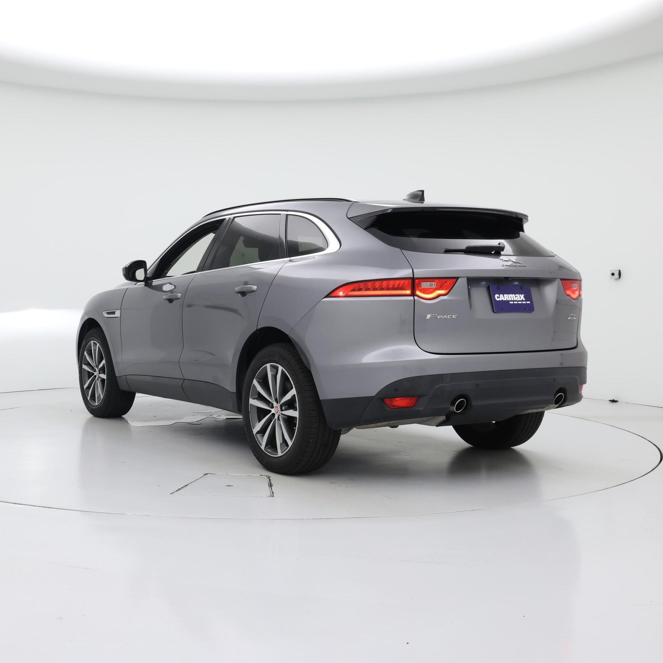 Thumbnail: 2020 Jaguar F-Pace - 2
