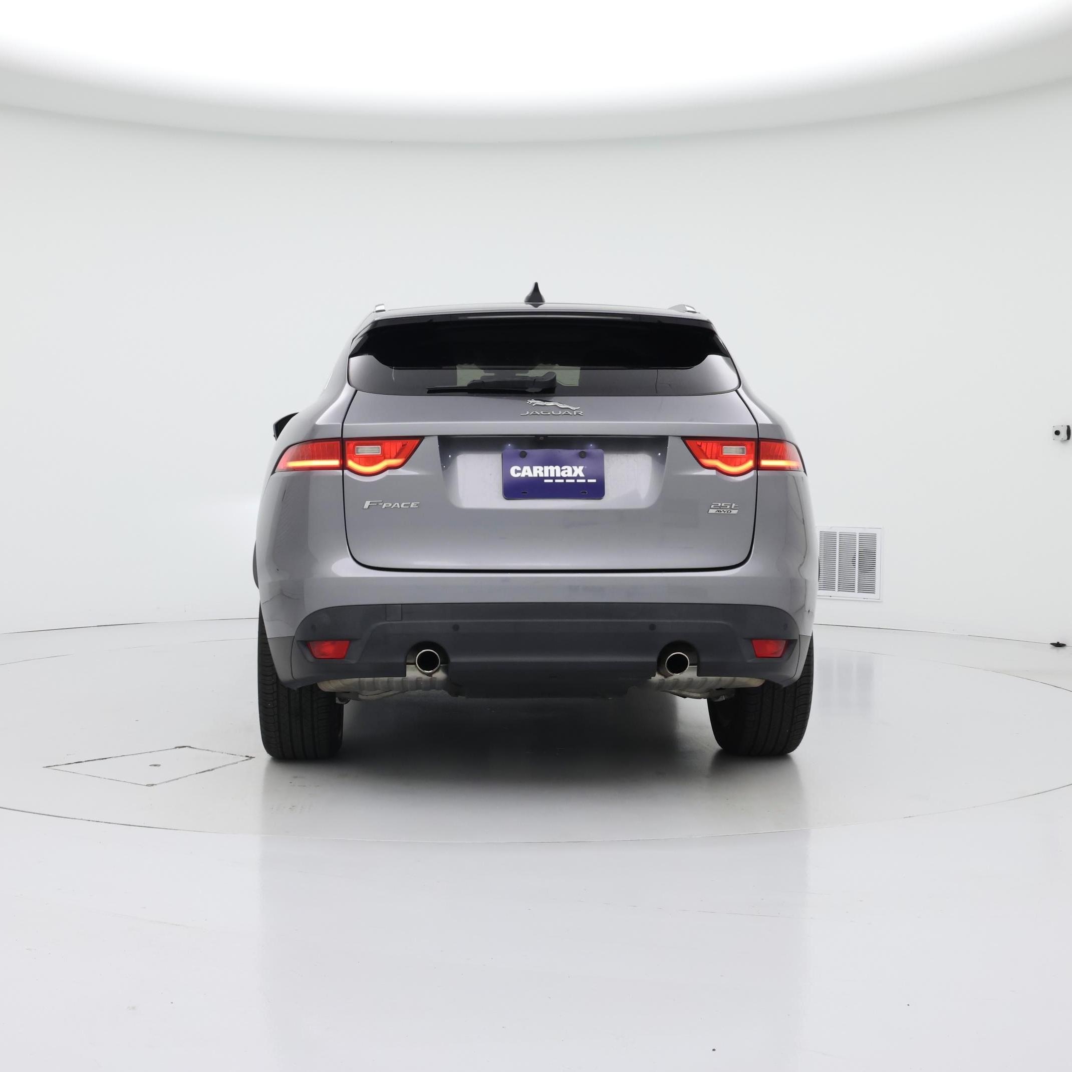 Thumbnail: 2020 Jaguar F-Pace - 6