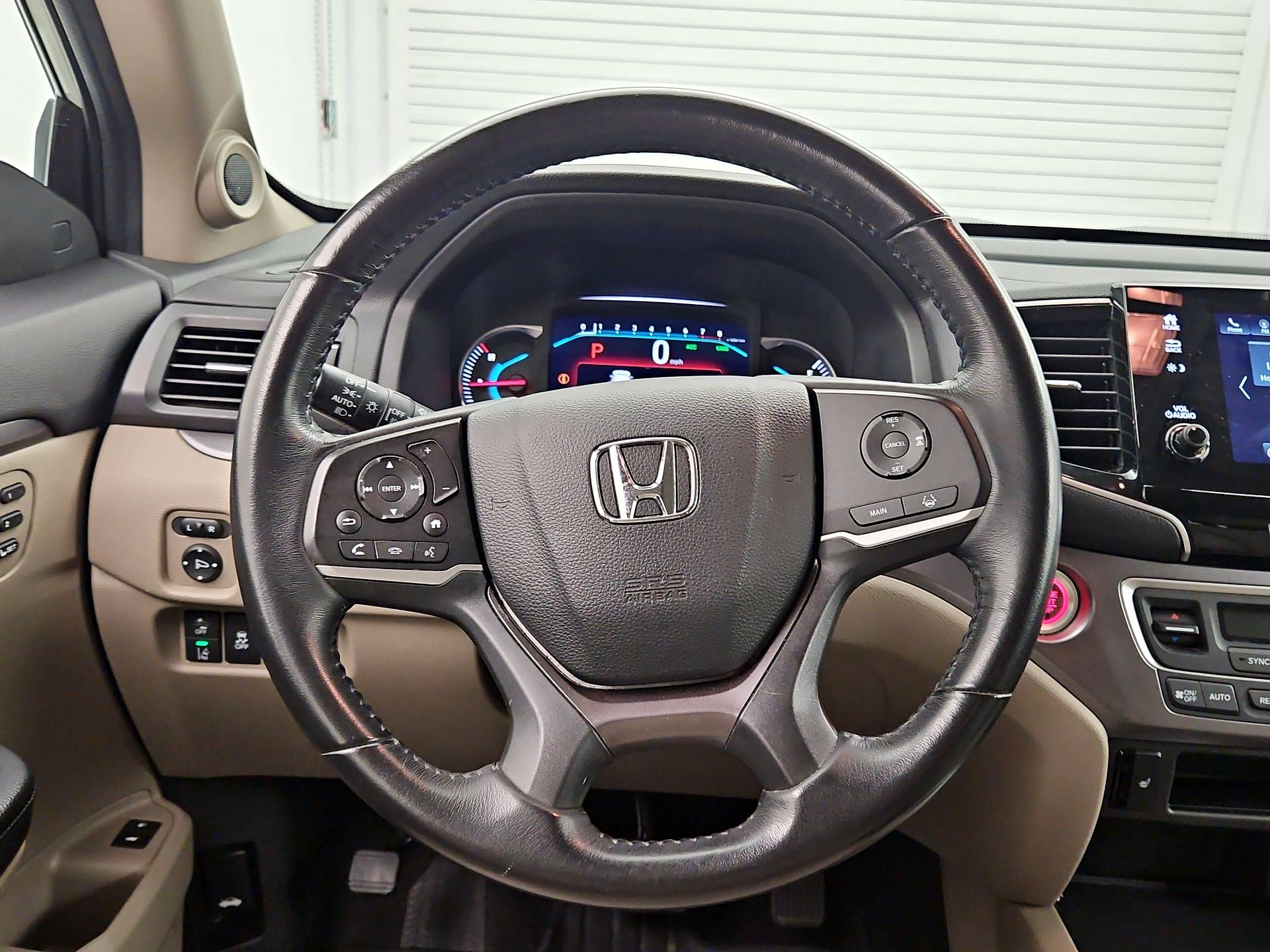 Thumbnail: 2019 Honda Pilot - 10