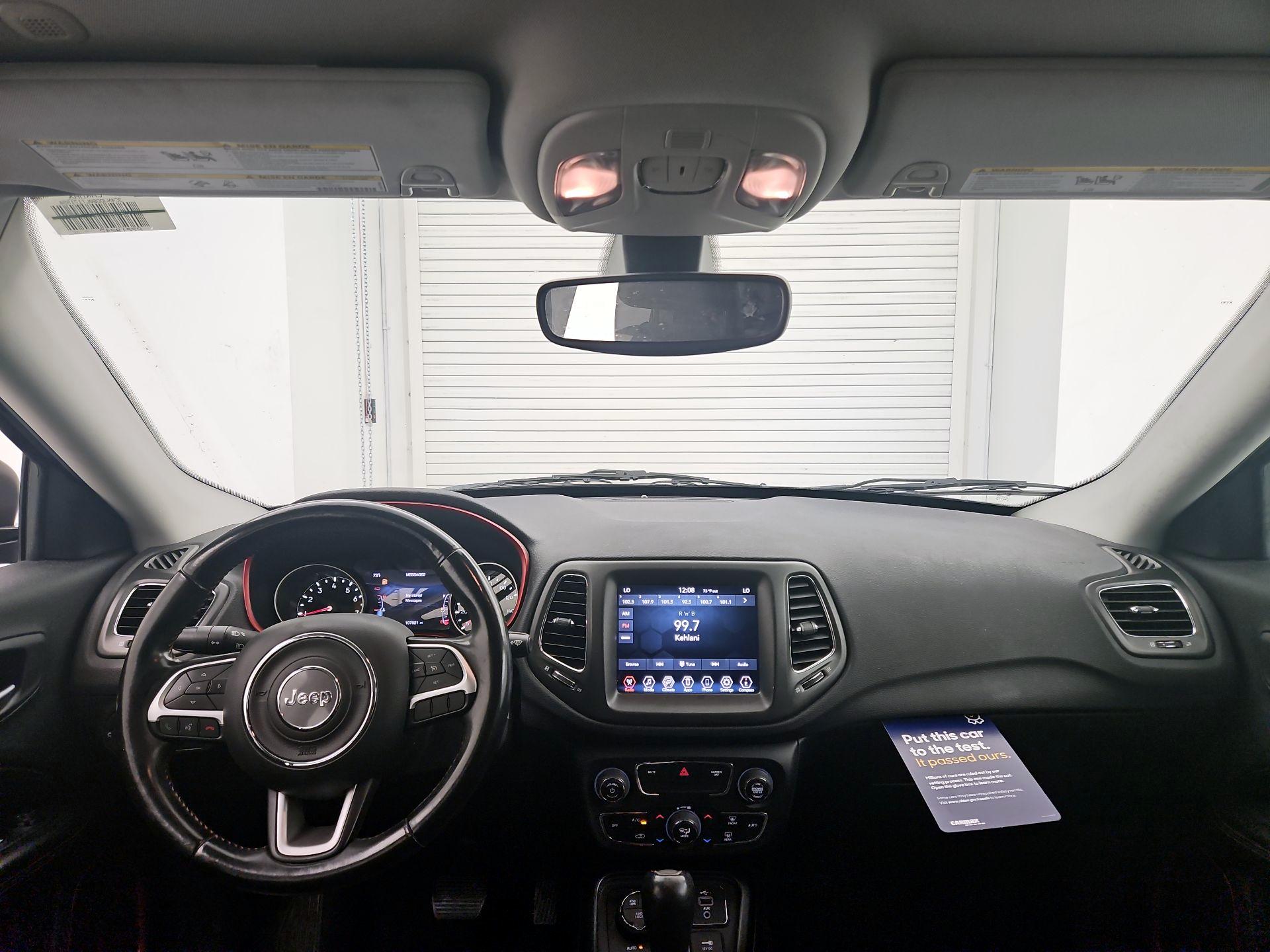 Thumbnail: 2020 Jeep Compass - 9
