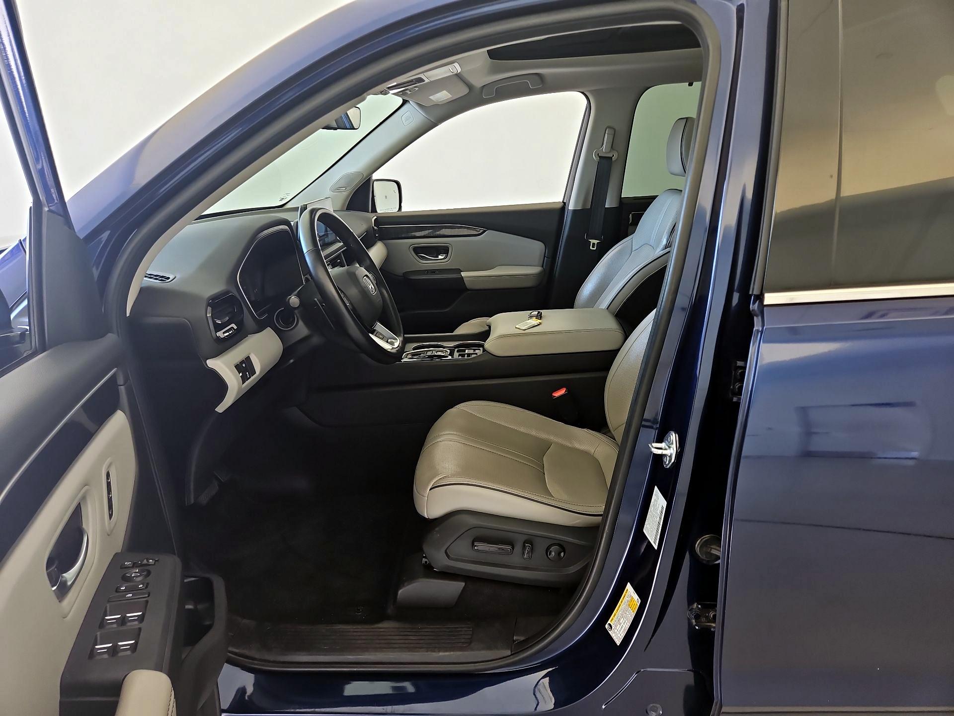 Thumbnail: 2023 Honda Pilot - 11