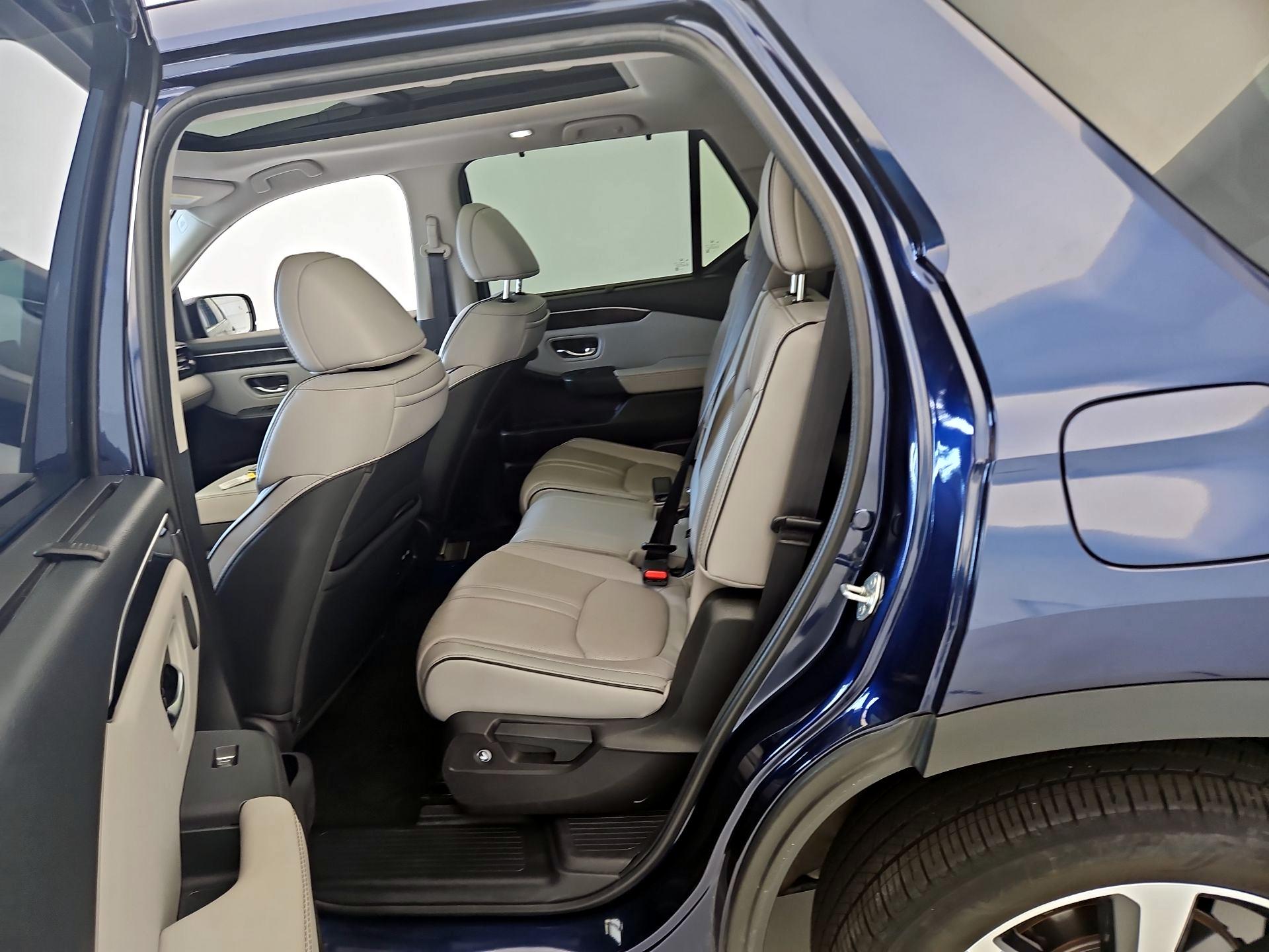 Thumbnail: 2023 Honda Pilot - 20