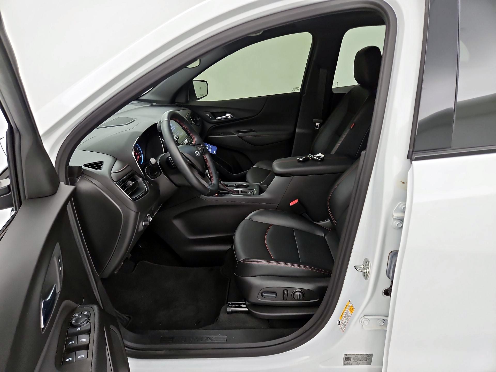 Thumbnail: 2024 Chevrolet Equinox - 11