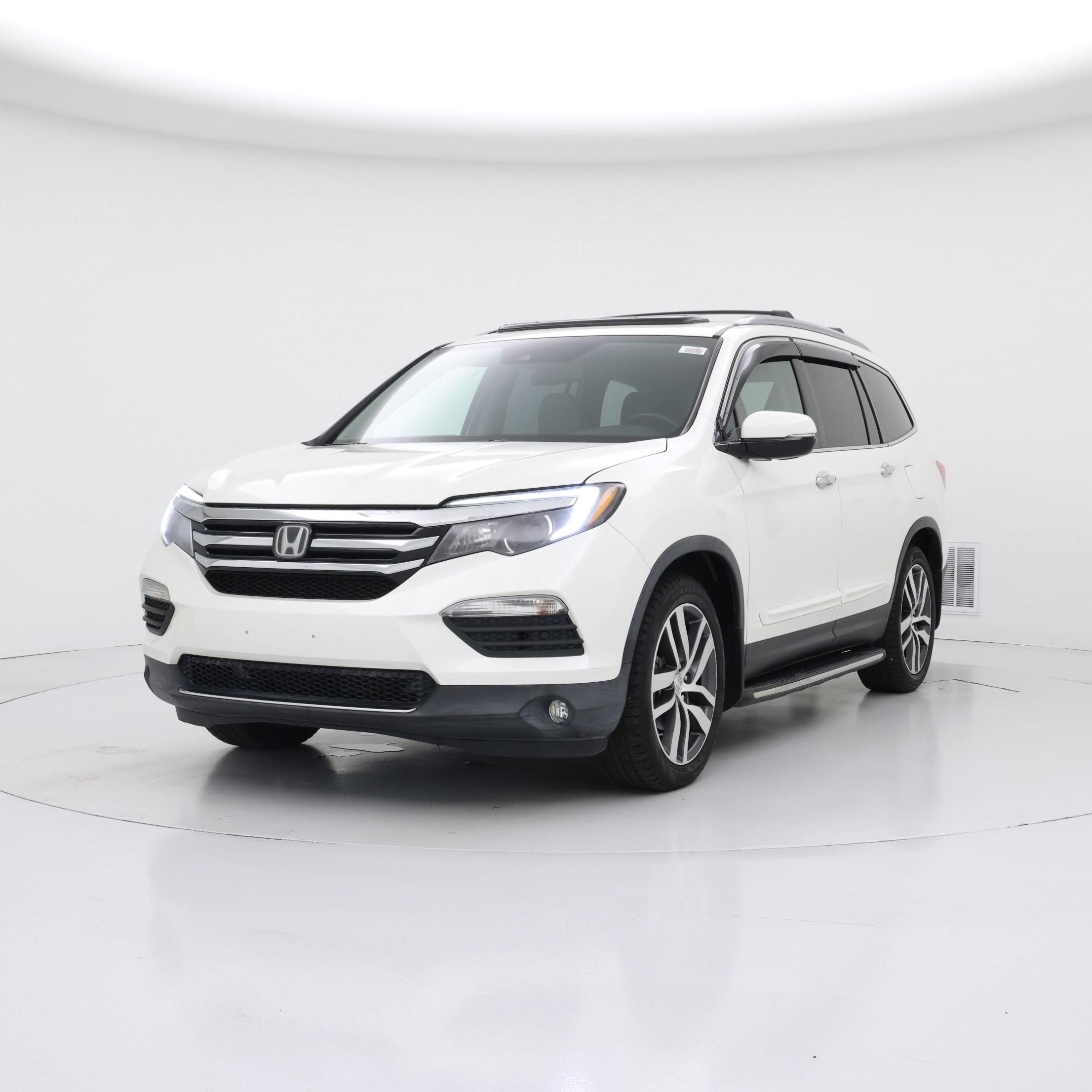 Thumbnail: 2016 Honda Pilot - 4