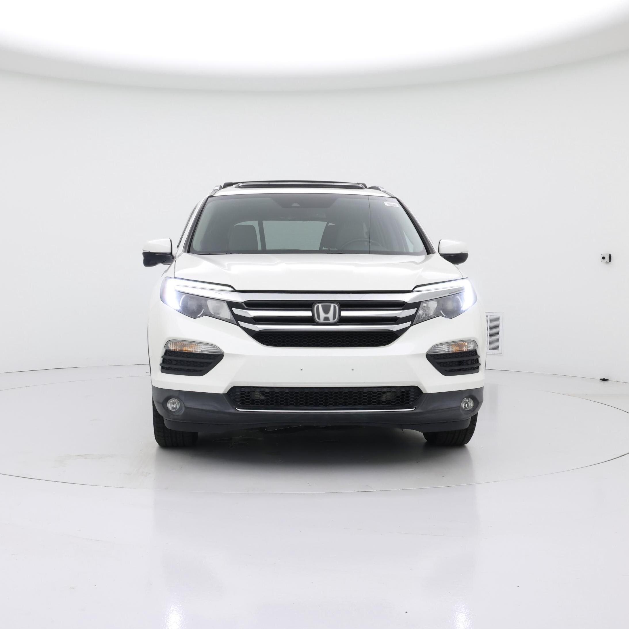 Thumbnail: 2016 Honda Pilot - 5