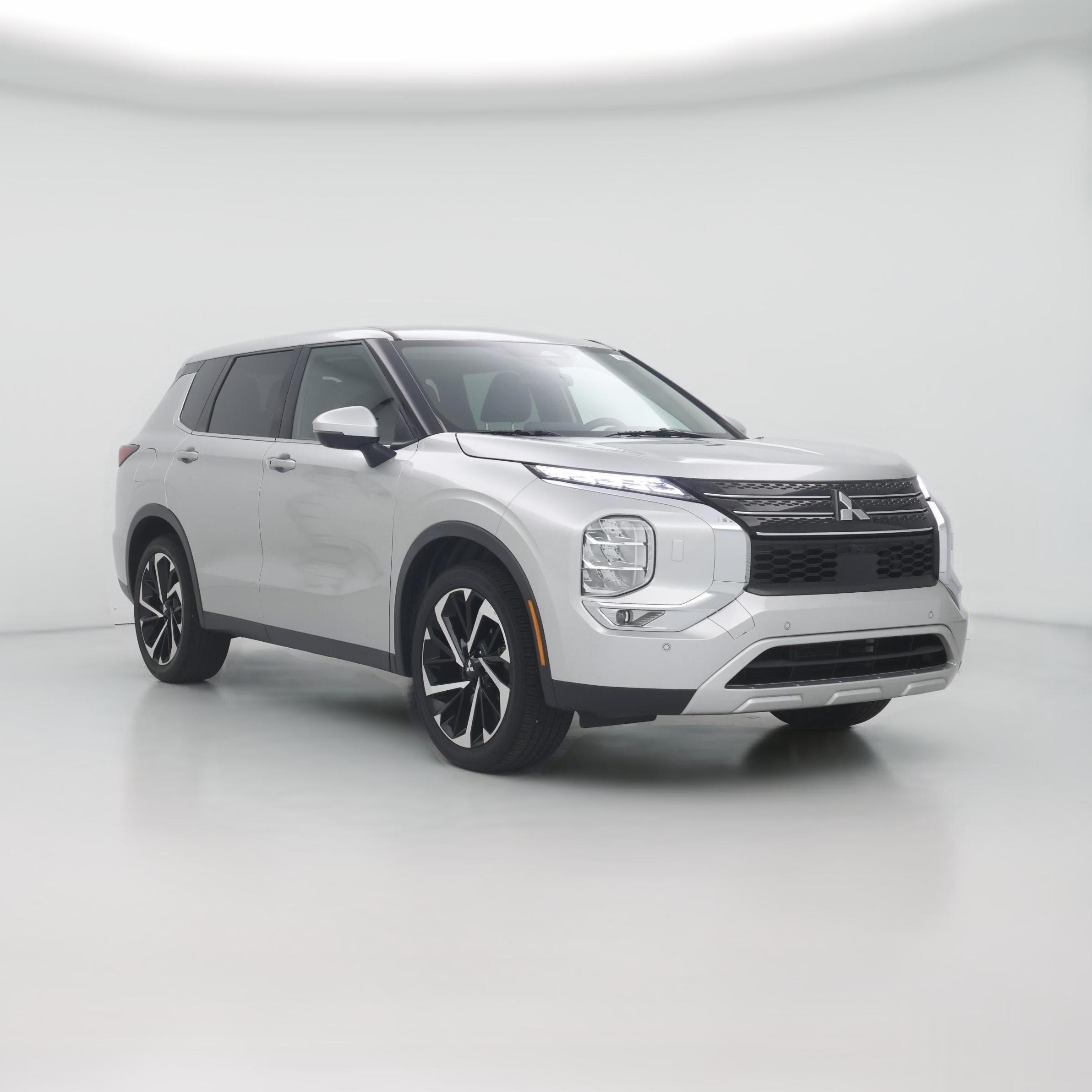 Thumbnail: 2022 Mitsubishi Outlander - 1