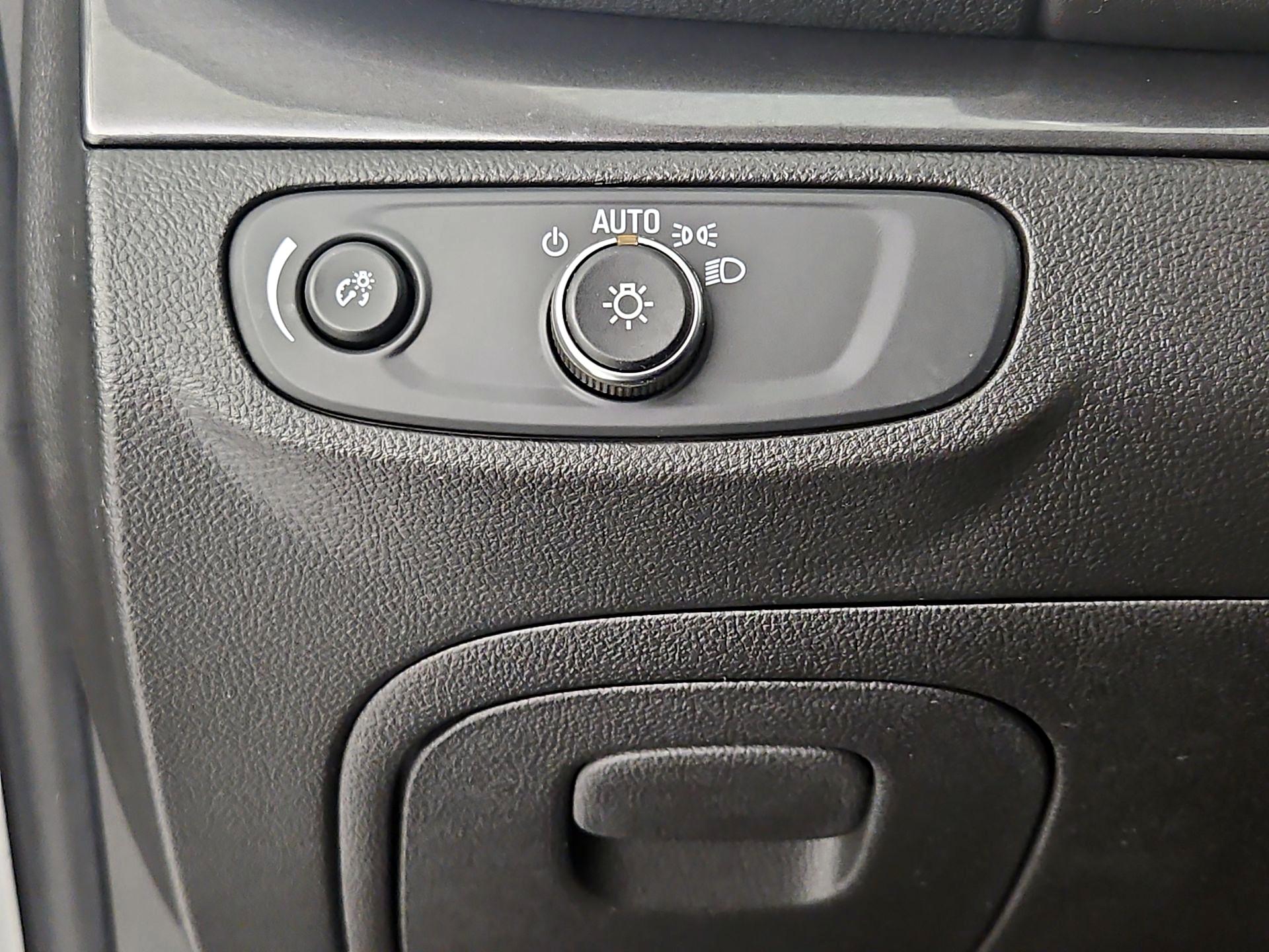 Thumbnail: 2022 Buick Encore - 13