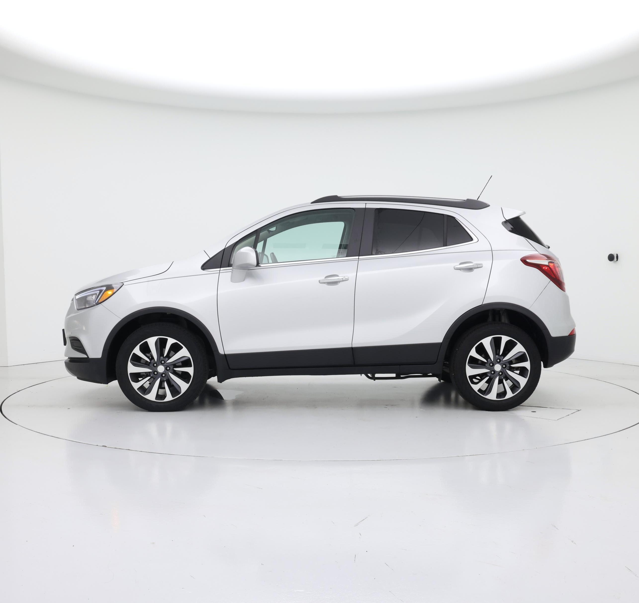 Thumbnail: 2022 Buick Encore - 3