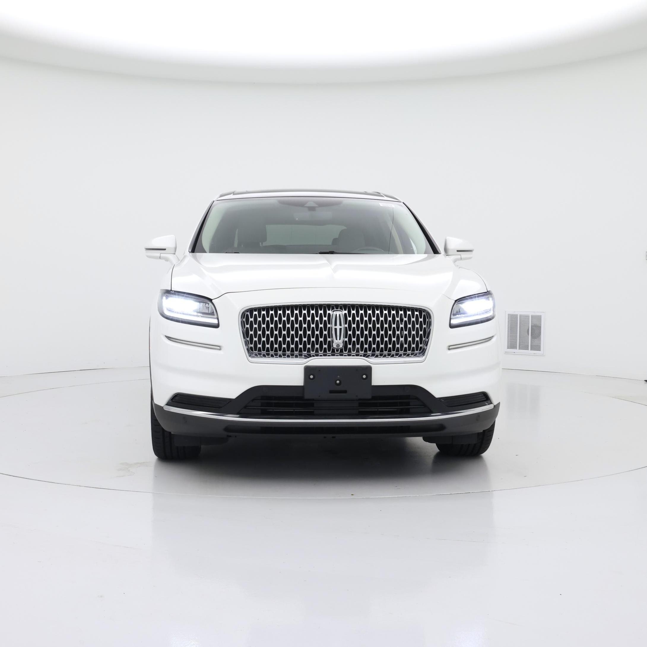 Thumbnail: 2022 Lincoln Nautilus - 5