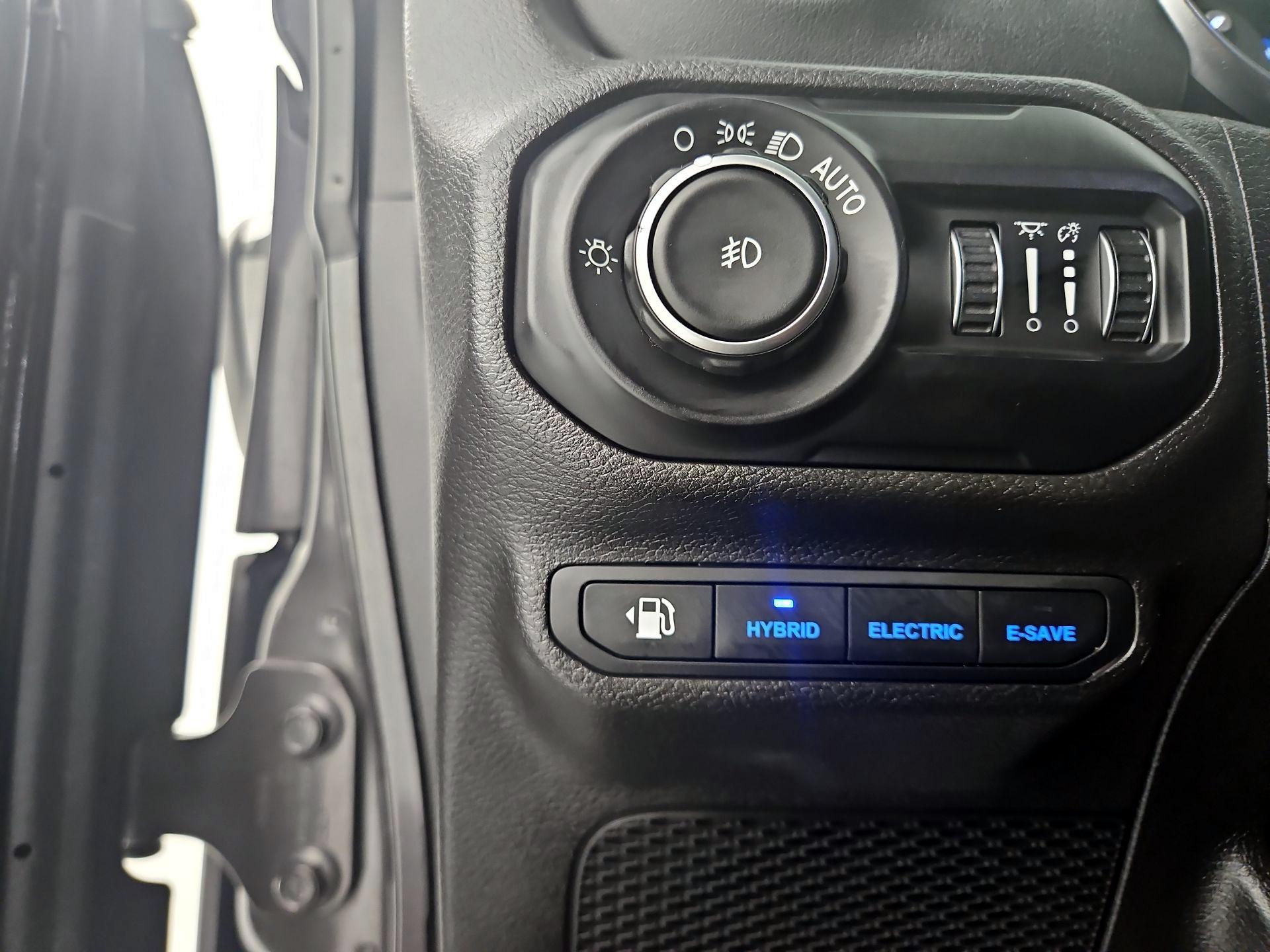 Thumbnail: 2021 Jeep Wrangler - 13