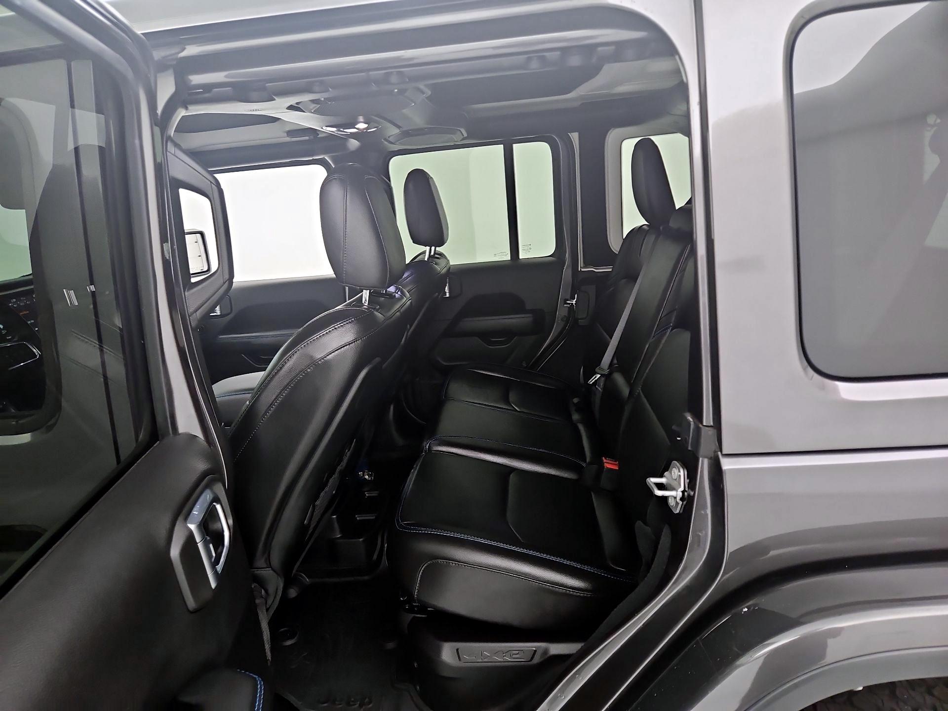 Thumbnail: 2021 Jeep Wrangler - 19