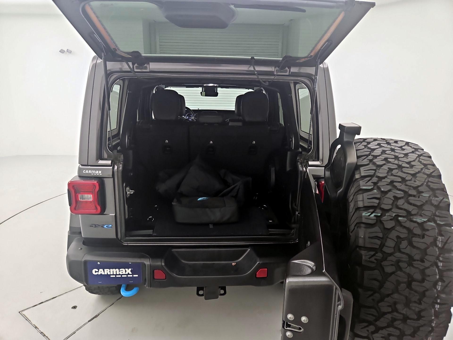 Thumbnail: 2021 Jeep Wrangler - 20