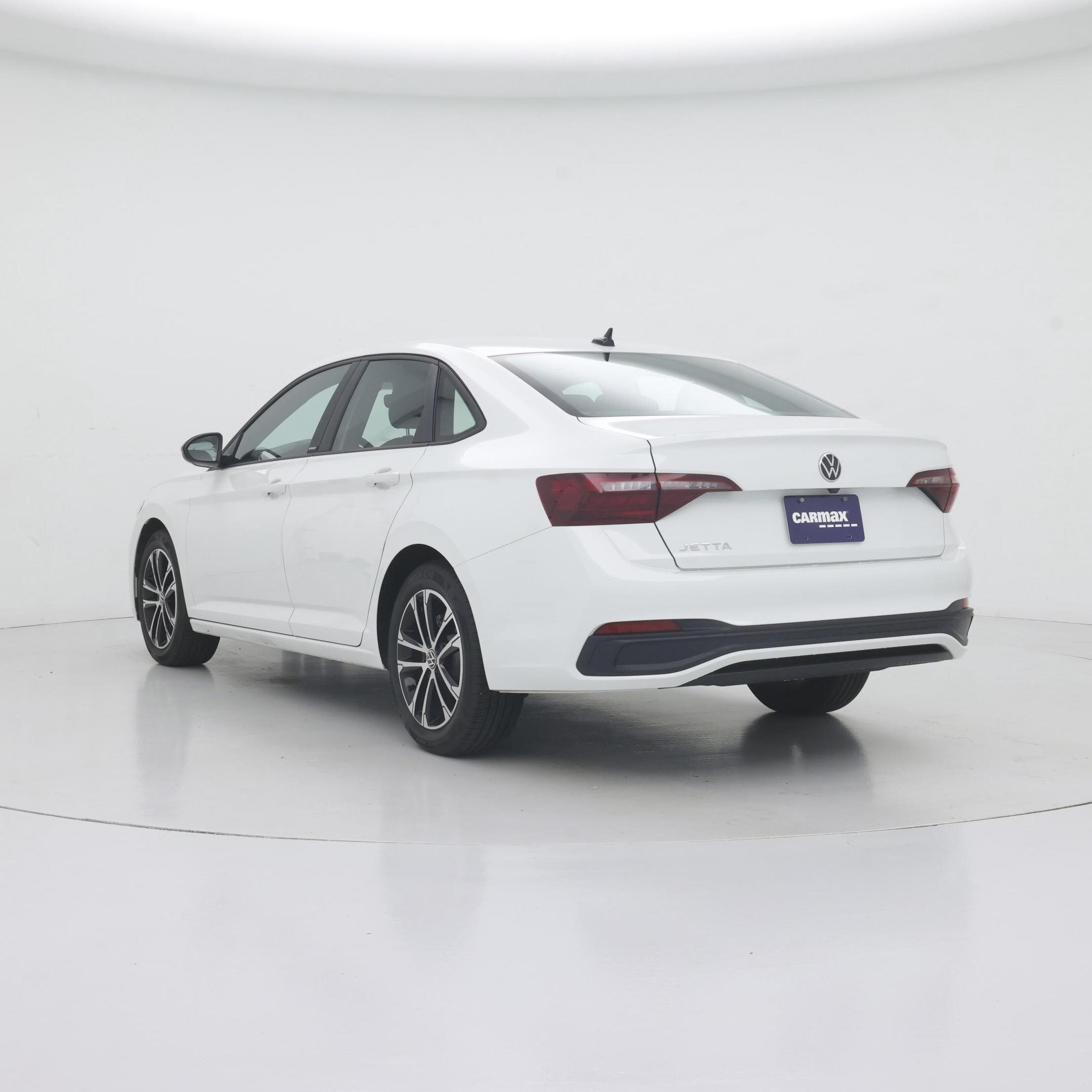 Thumbnail: 2024 Volkswagen Jetta - 2