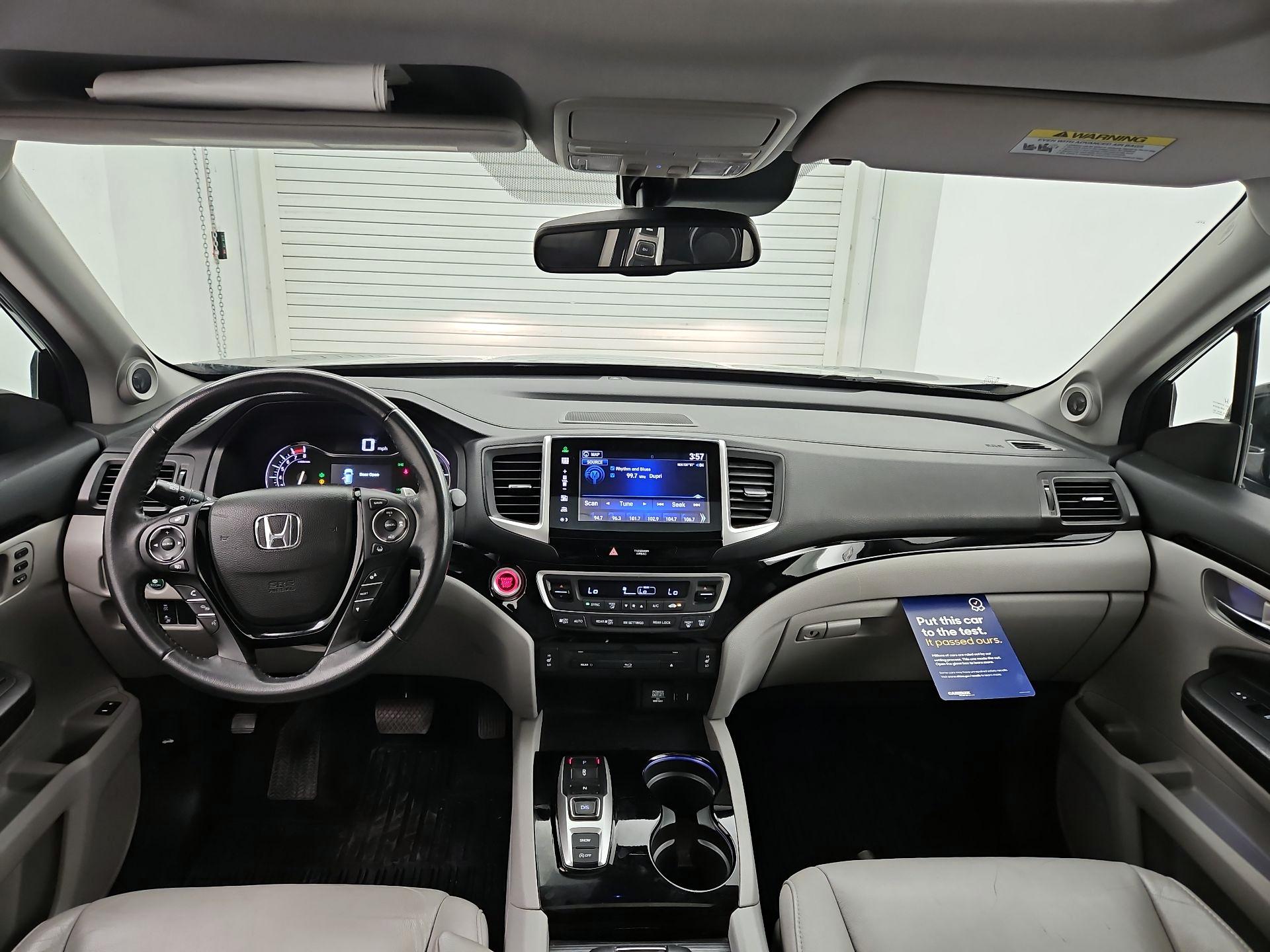 Thumbnail: 2016 Honda Pilot - 9