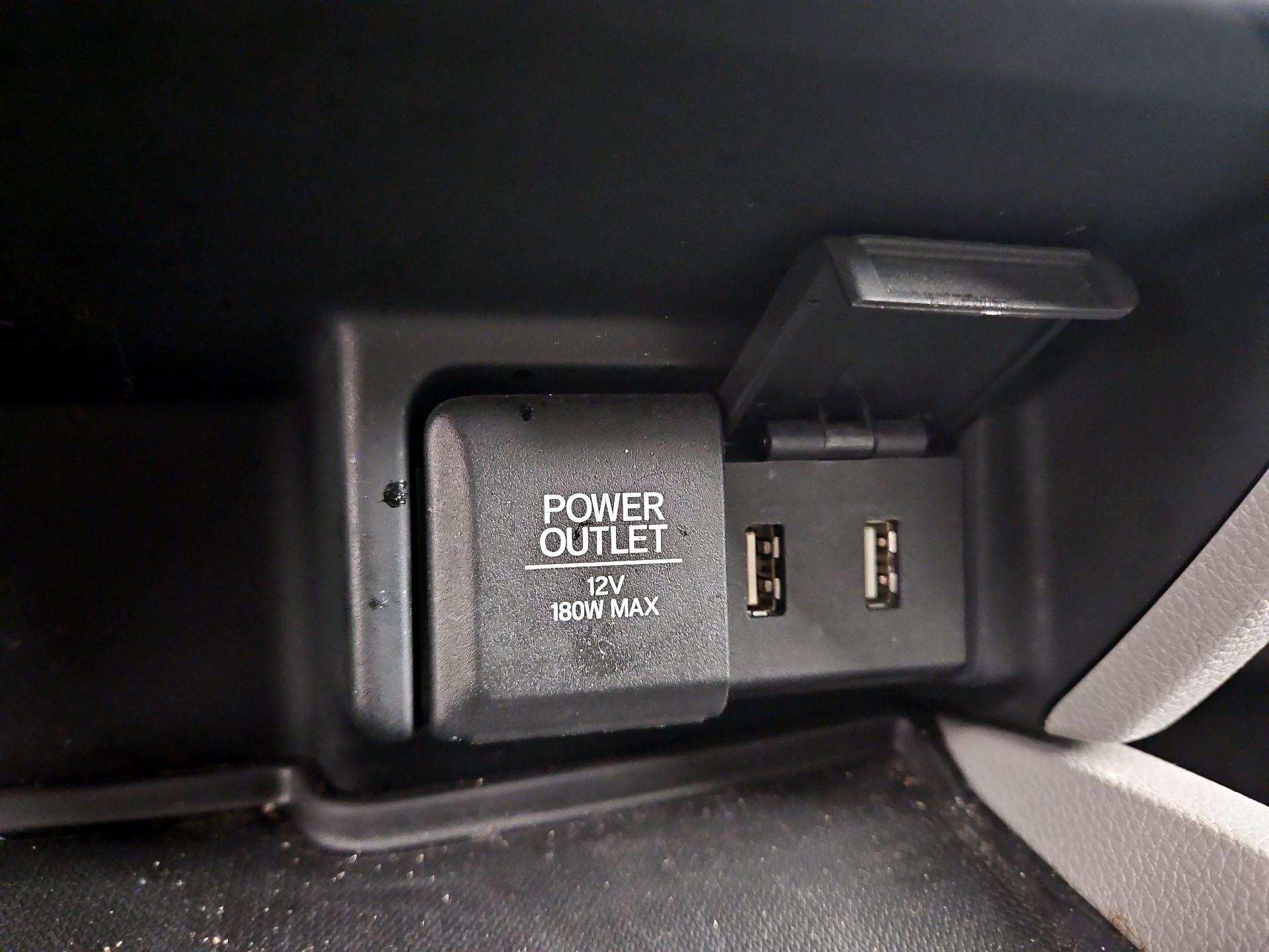 Thumbnail: 2016 Honda Pilot - 18