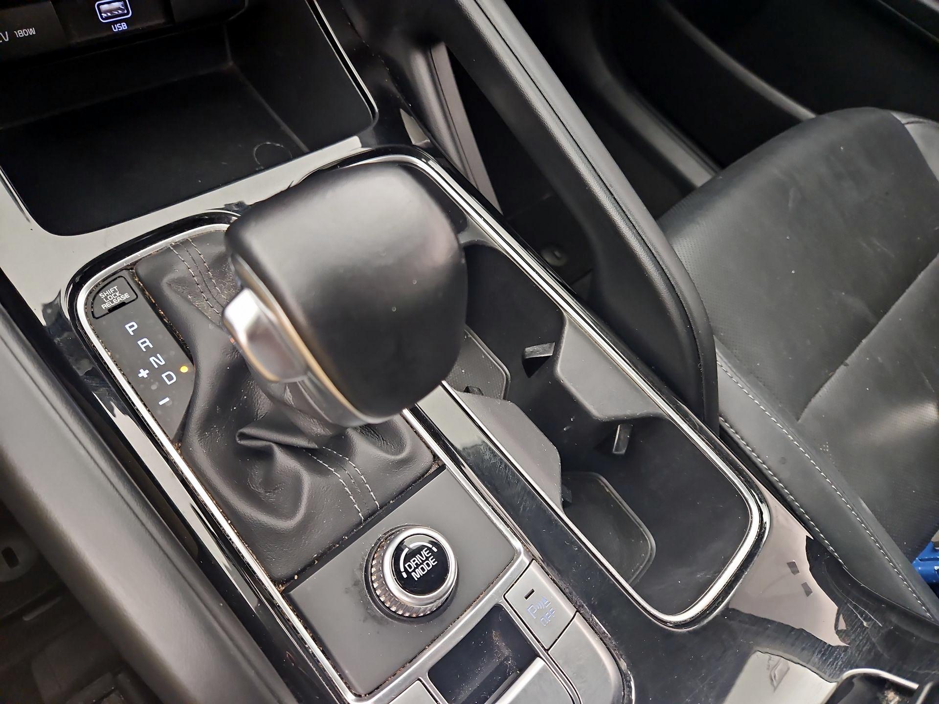 Thumbnail: 2021 Kia Telluride - 17