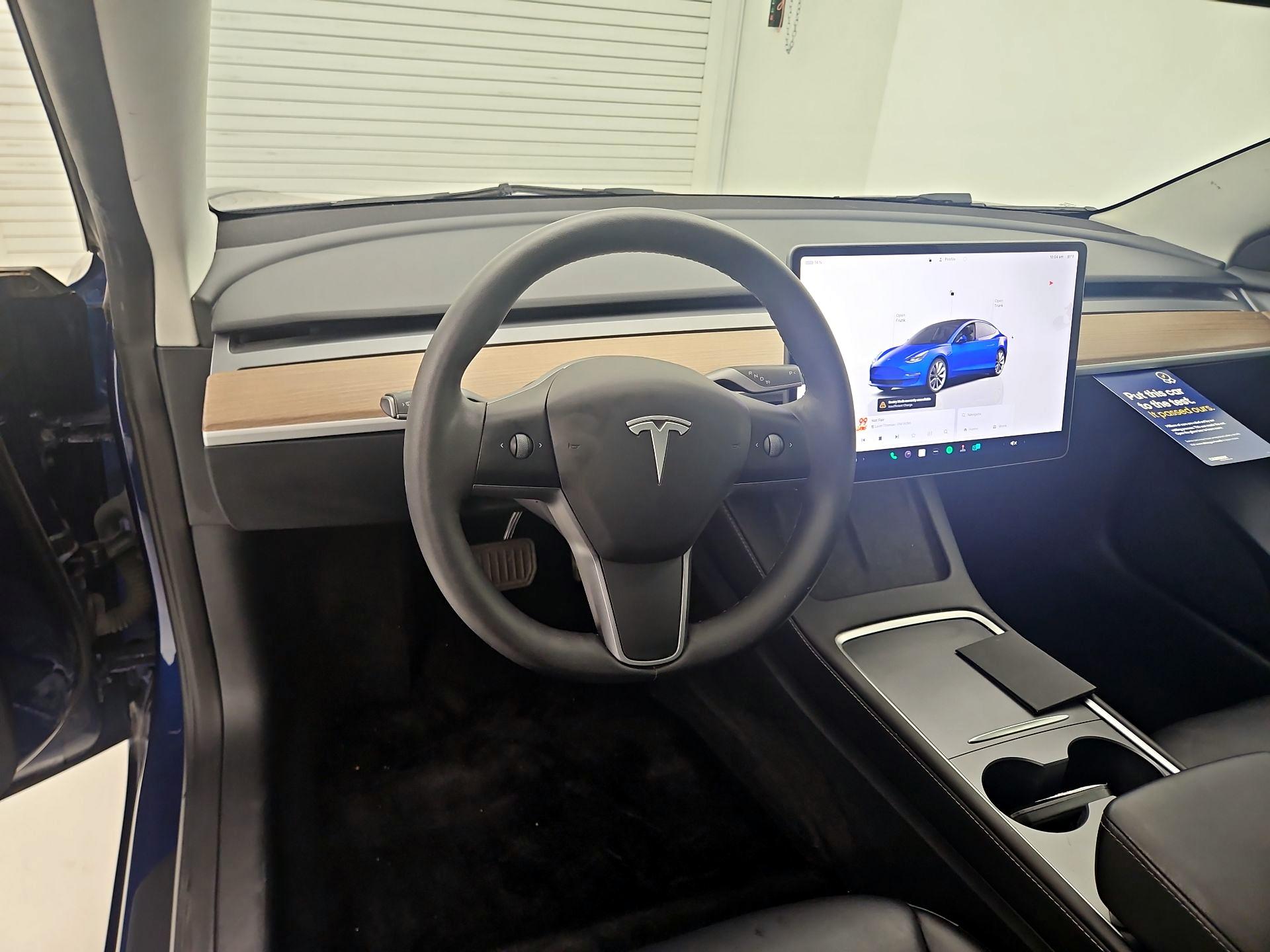 Thumbnail: 2023 Tesla Model 3 - 9