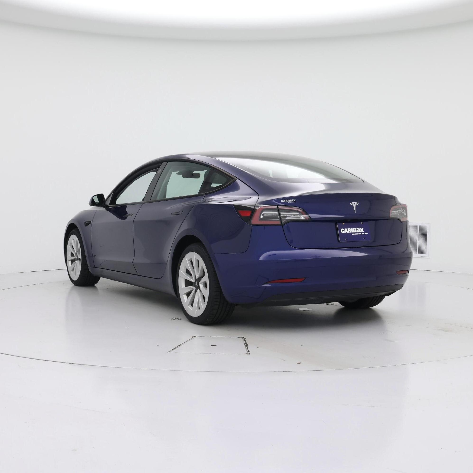 Thumbnail: 2023 Tesla Model 3 - 2