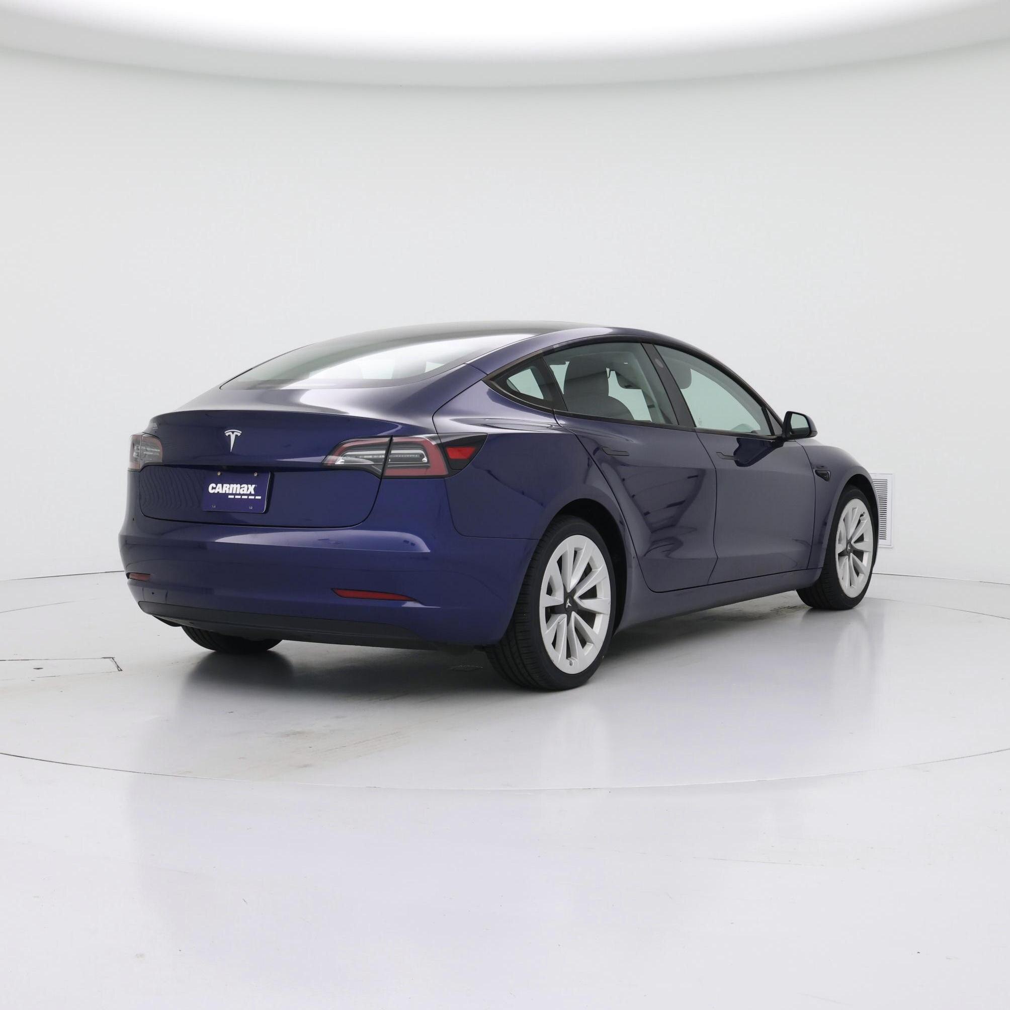 Thumbnail: 2023 Tesla Model 3 - 8