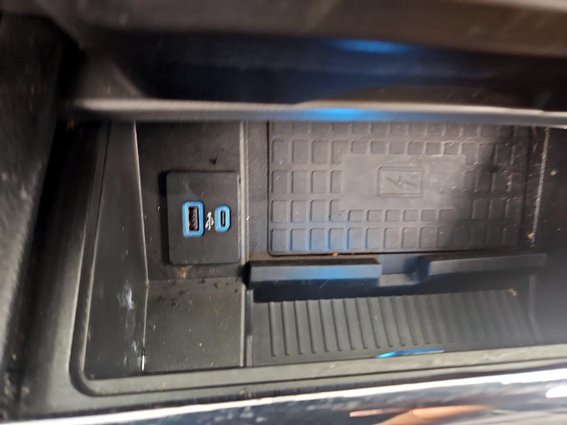 Thumbnail: 2020 Ford Expedition - 19