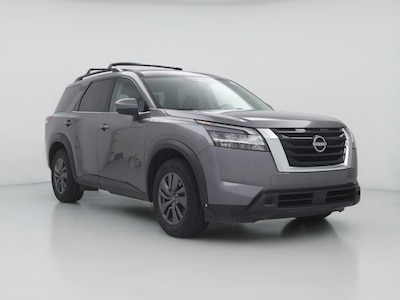 2022 Nissan Pathfinder SV