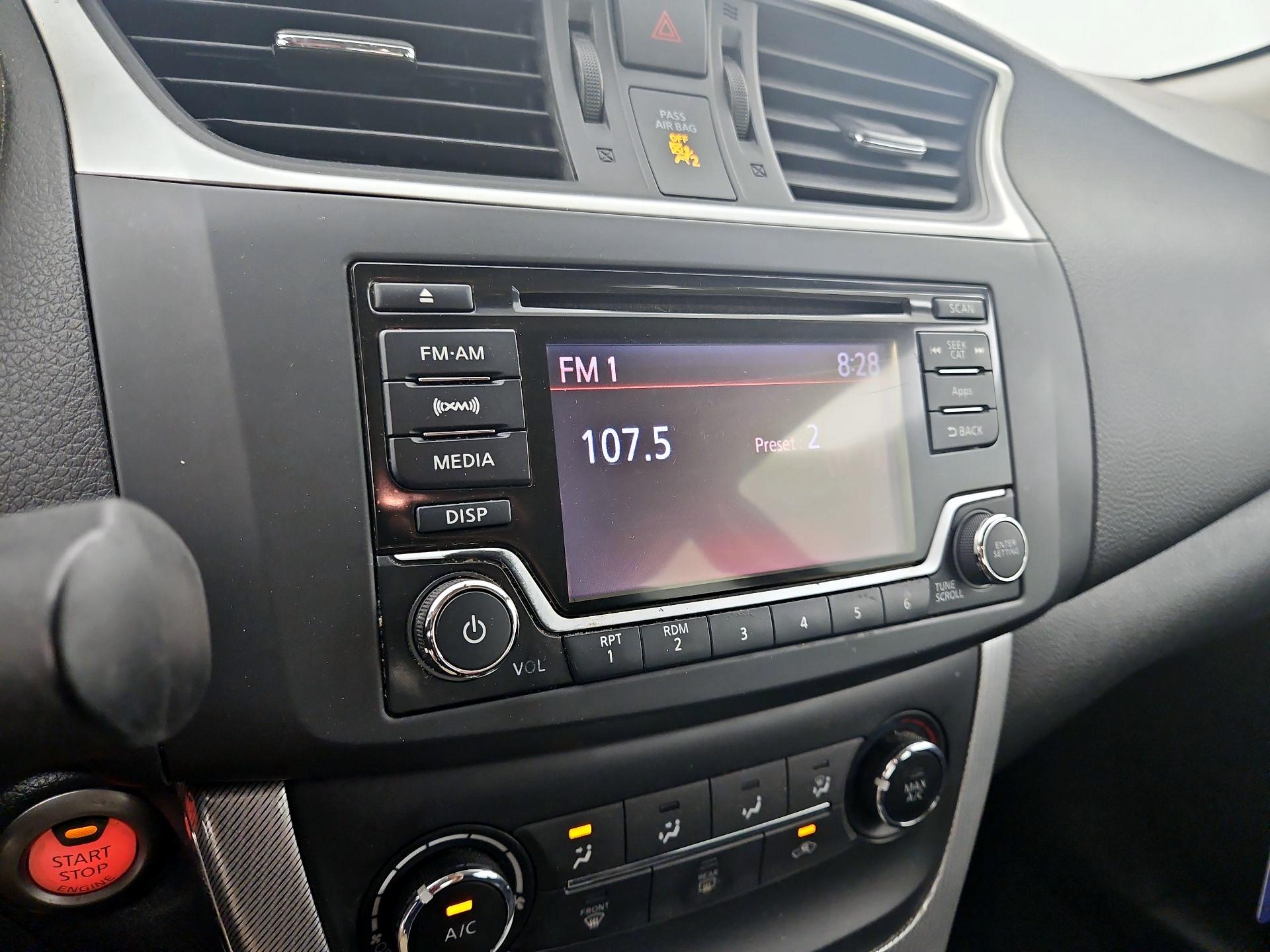 Thumbnail: 2015 Nissan Sentra - 15