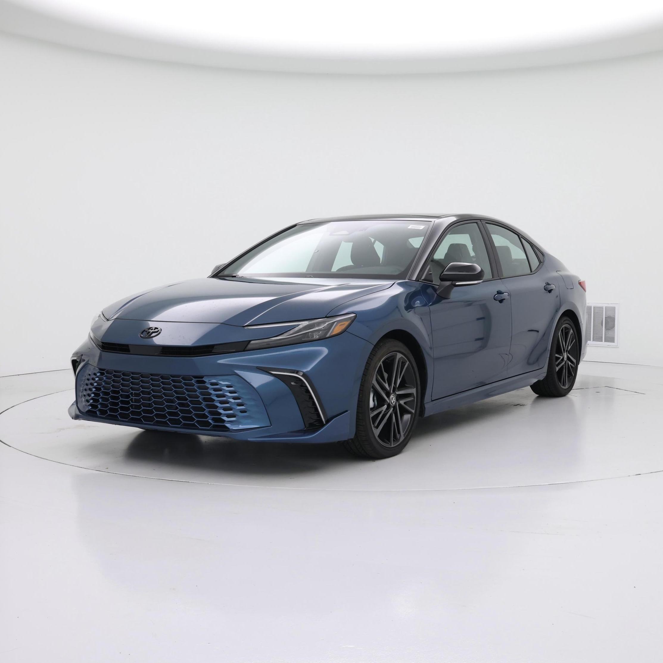 Thumbnail: 2025 Toyota Camry - 4