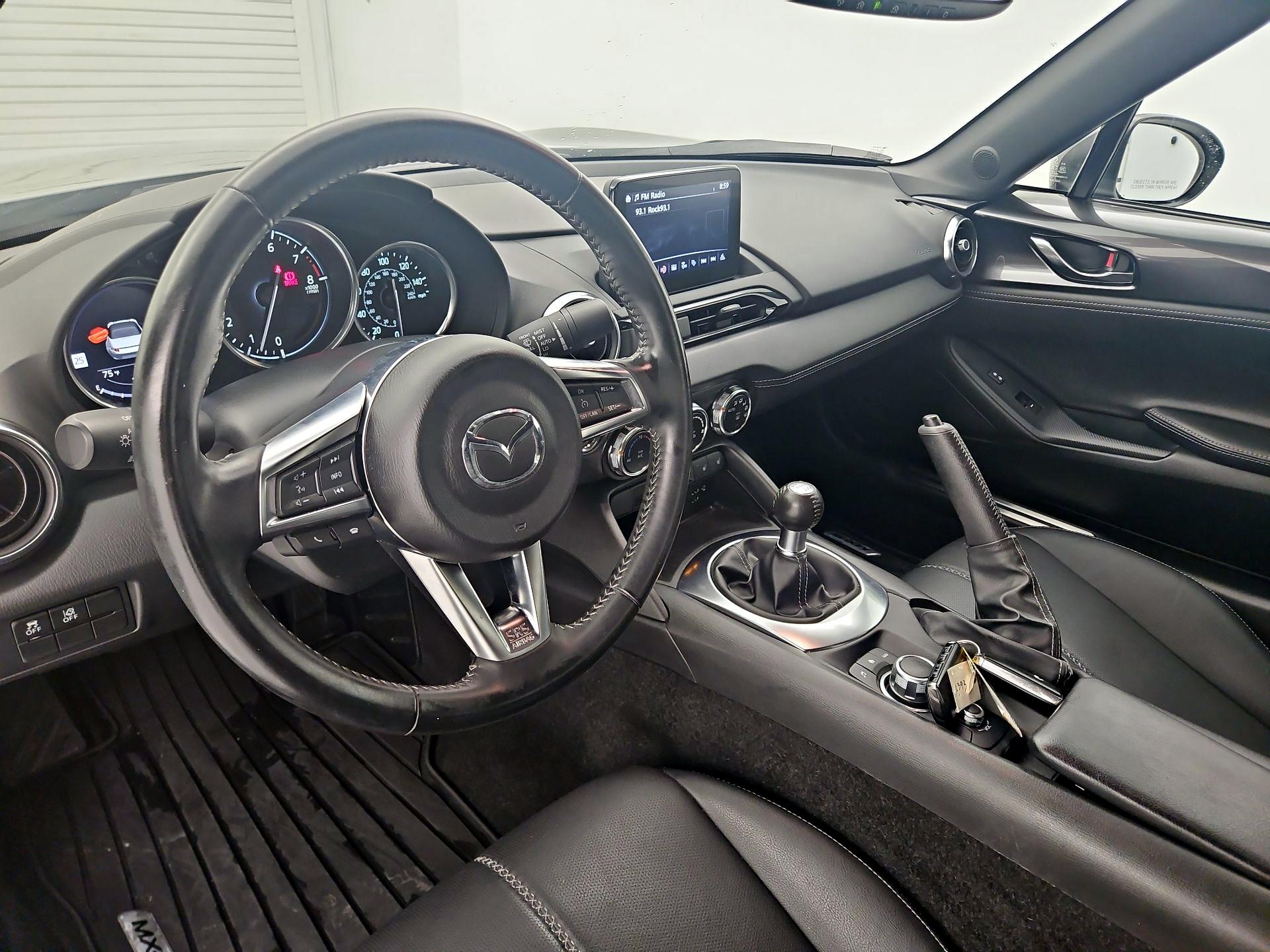 Thumbnail: 2021 Mazda MX-5 Miata - 9