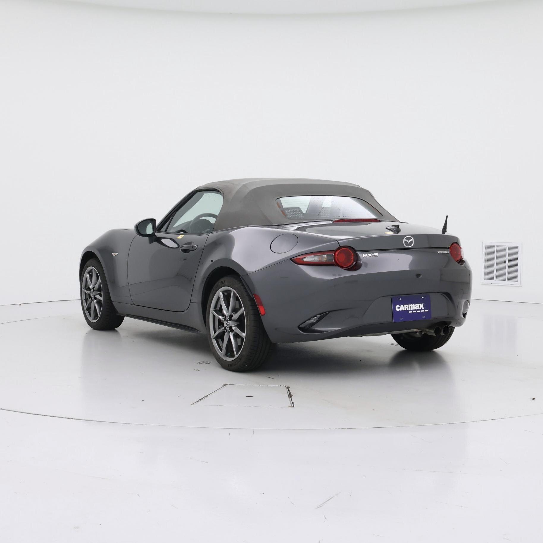 Thumbnail: 2021 Mazda MX-5 Miata - 2