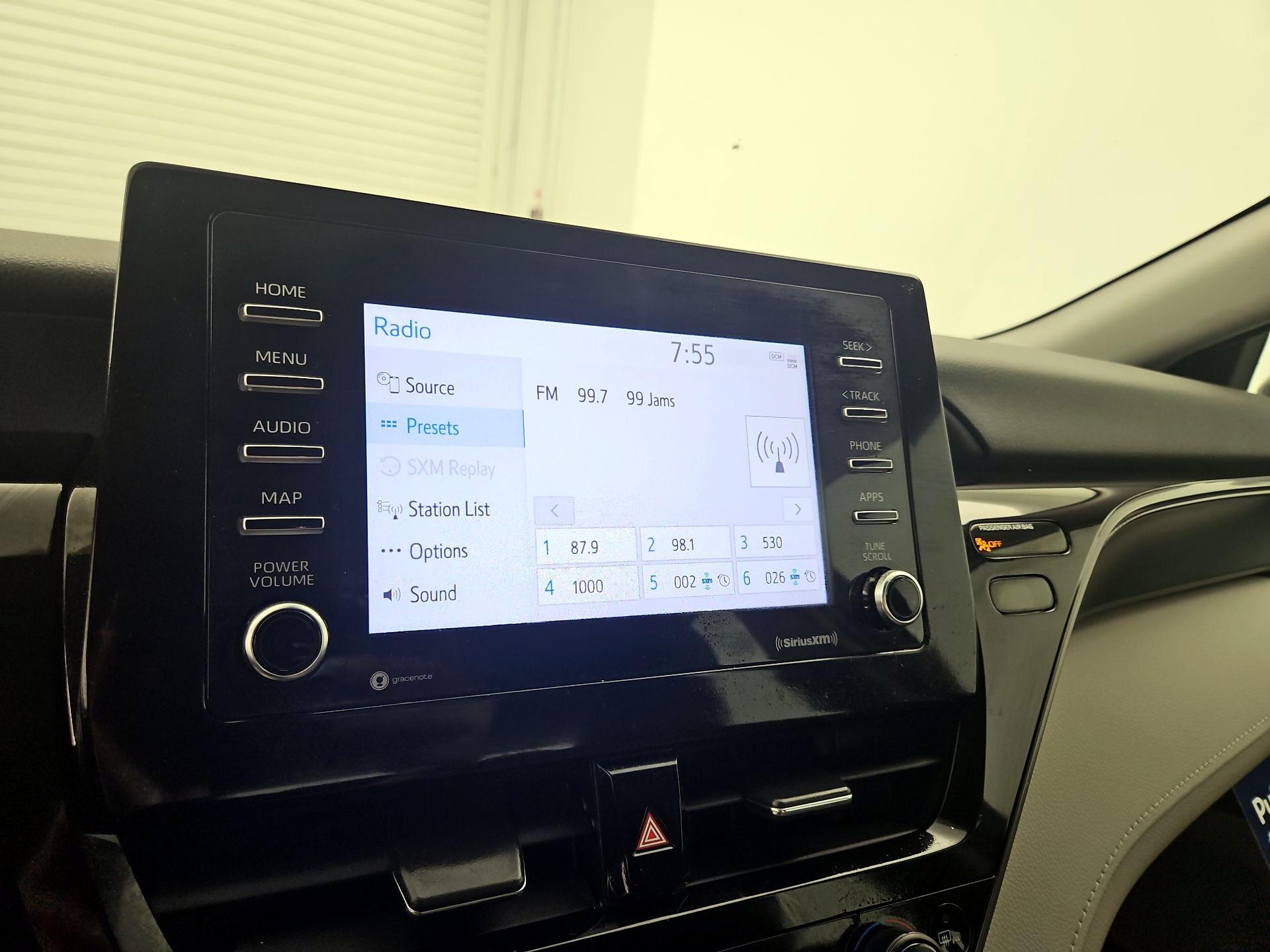 Thumbnail: 2021 Toyota Camry - 15