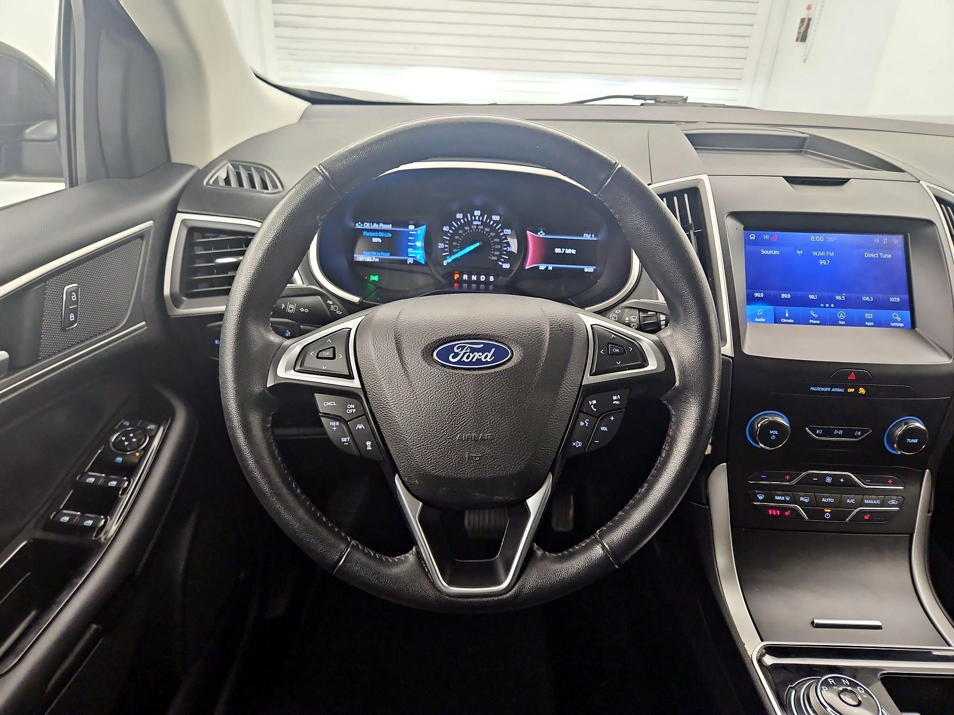 Thumbnail: 2020 Ford Edge - 10